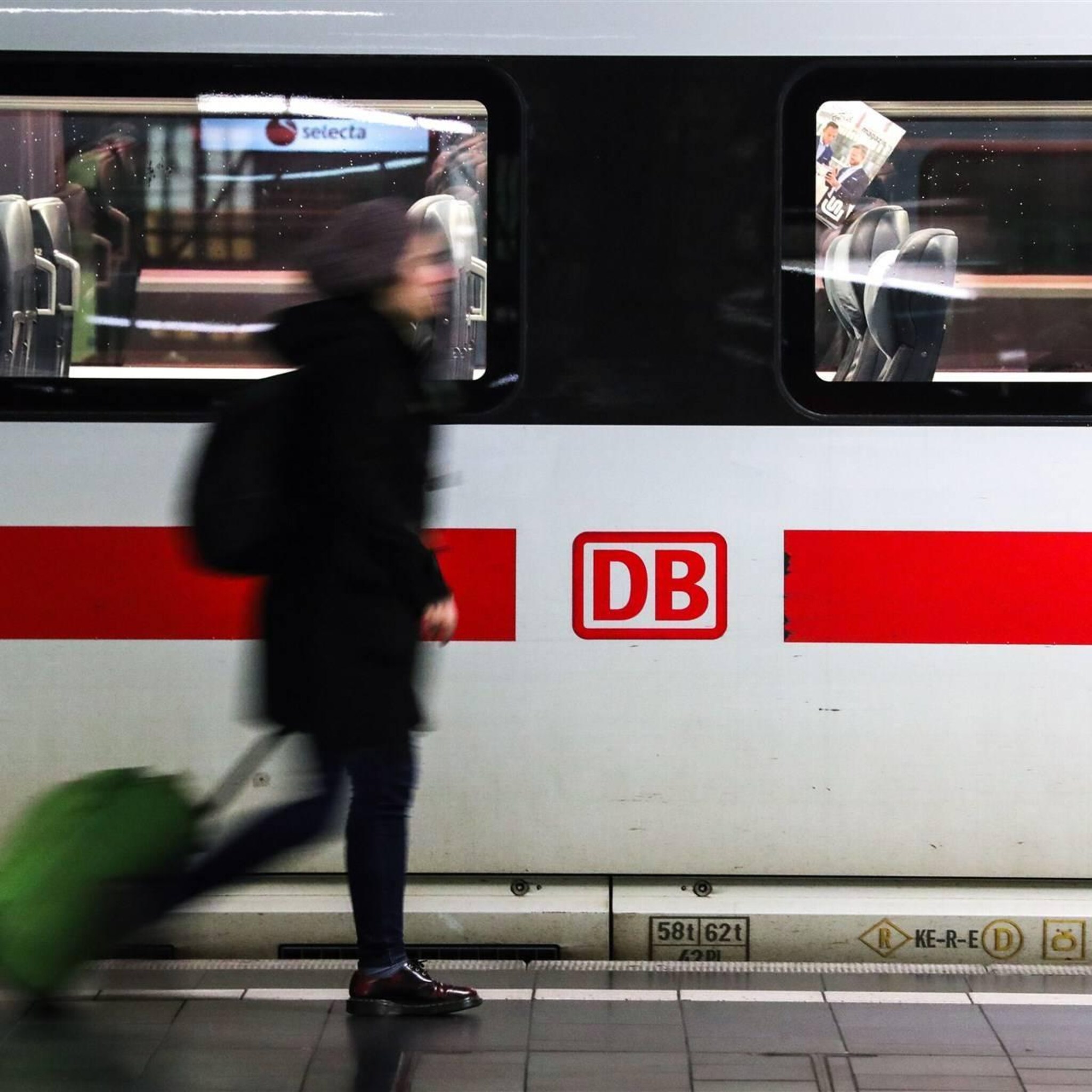 vakbond gaat nieuwe stakingen op duitse spoor aankondigen