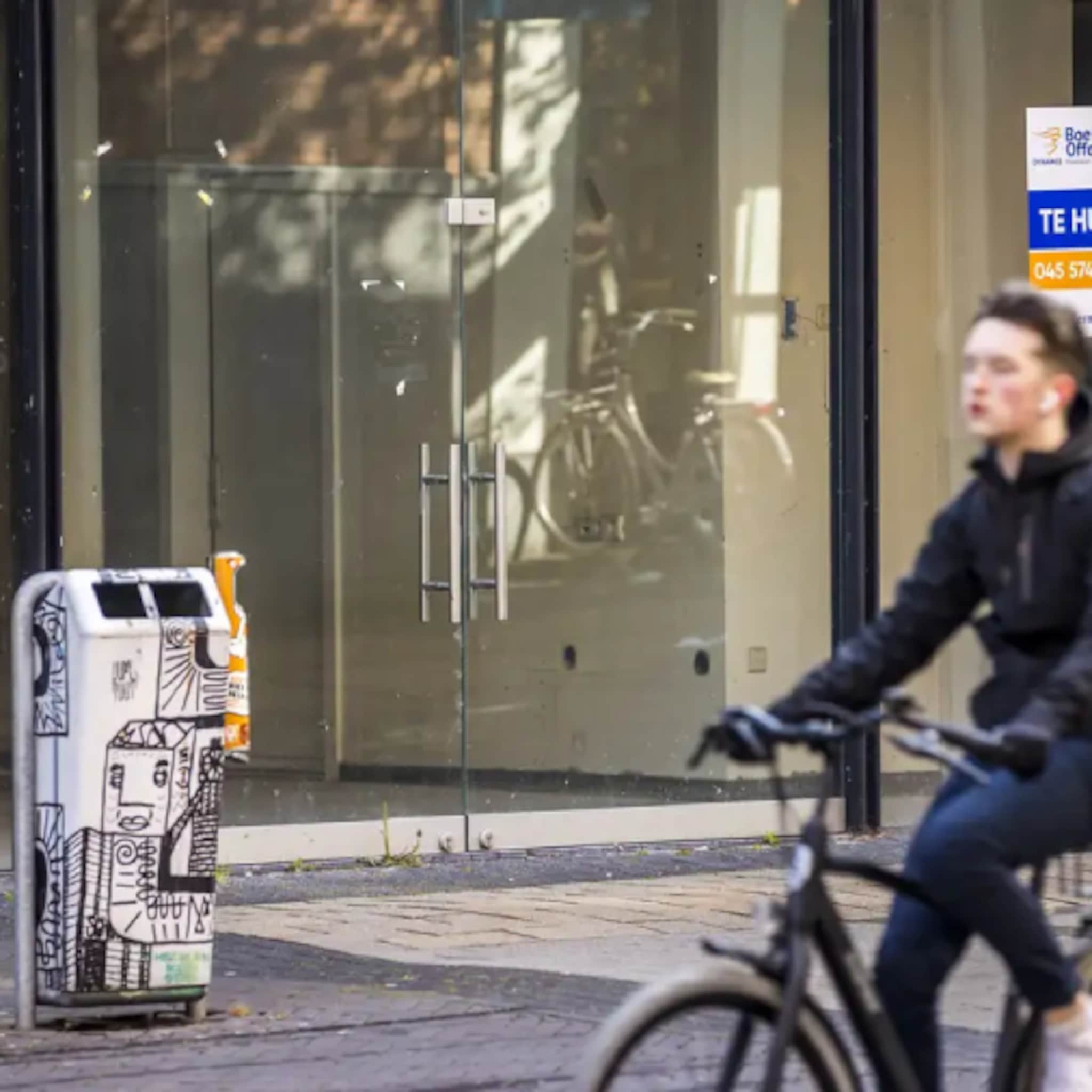 voor het eerst meer webshops dan fysieke winkels in nederland