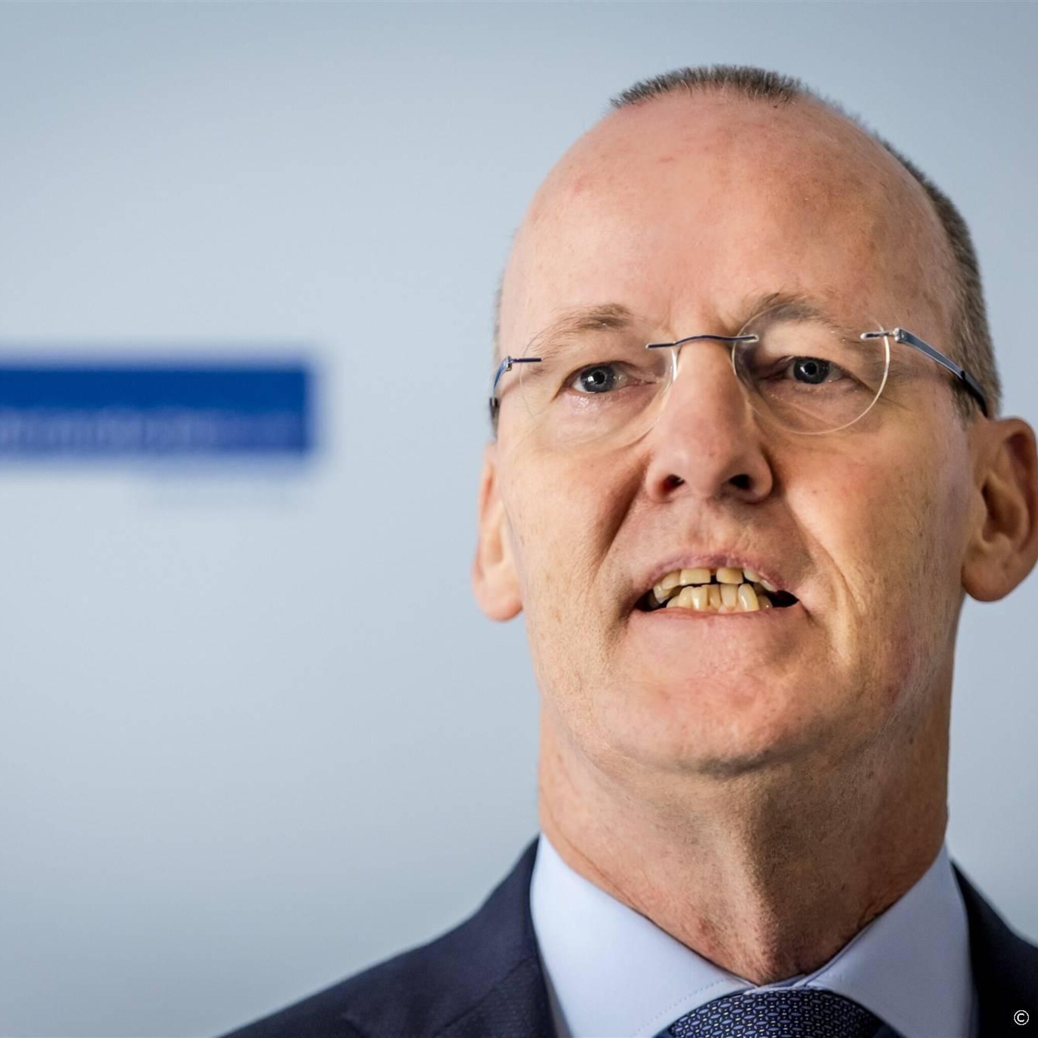 dnb baas voorziet loon prijsspiraal als vakbonden hun zin krijgen
