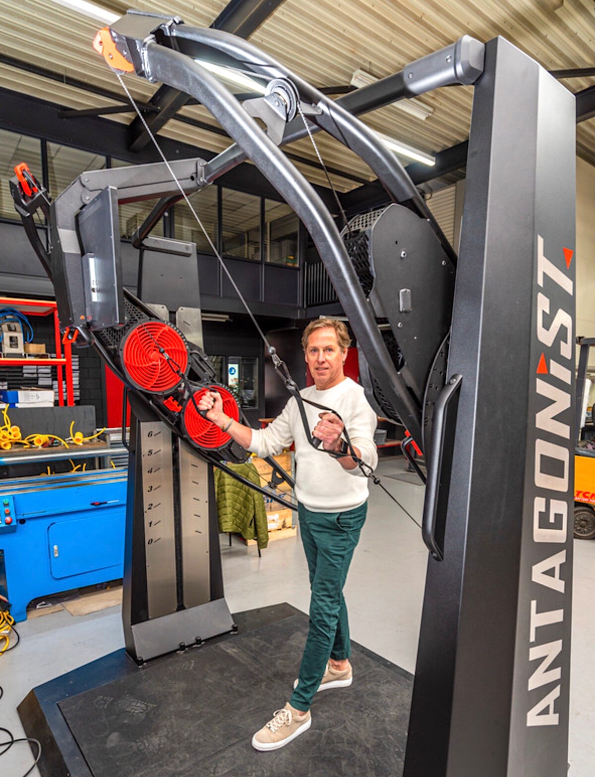 Jan Lammers demonstreert de Antagonist.