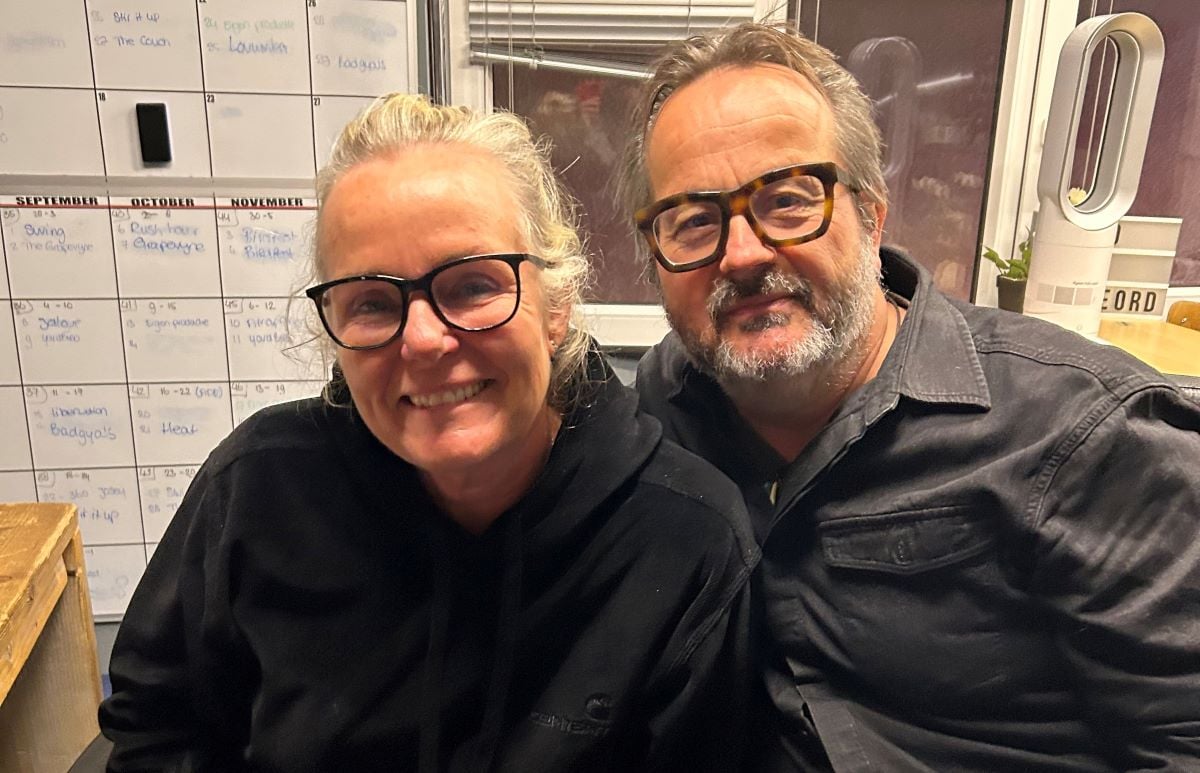 Nina Hooijmeijer samen met Hart voor Zaken-host Cor Hospes.