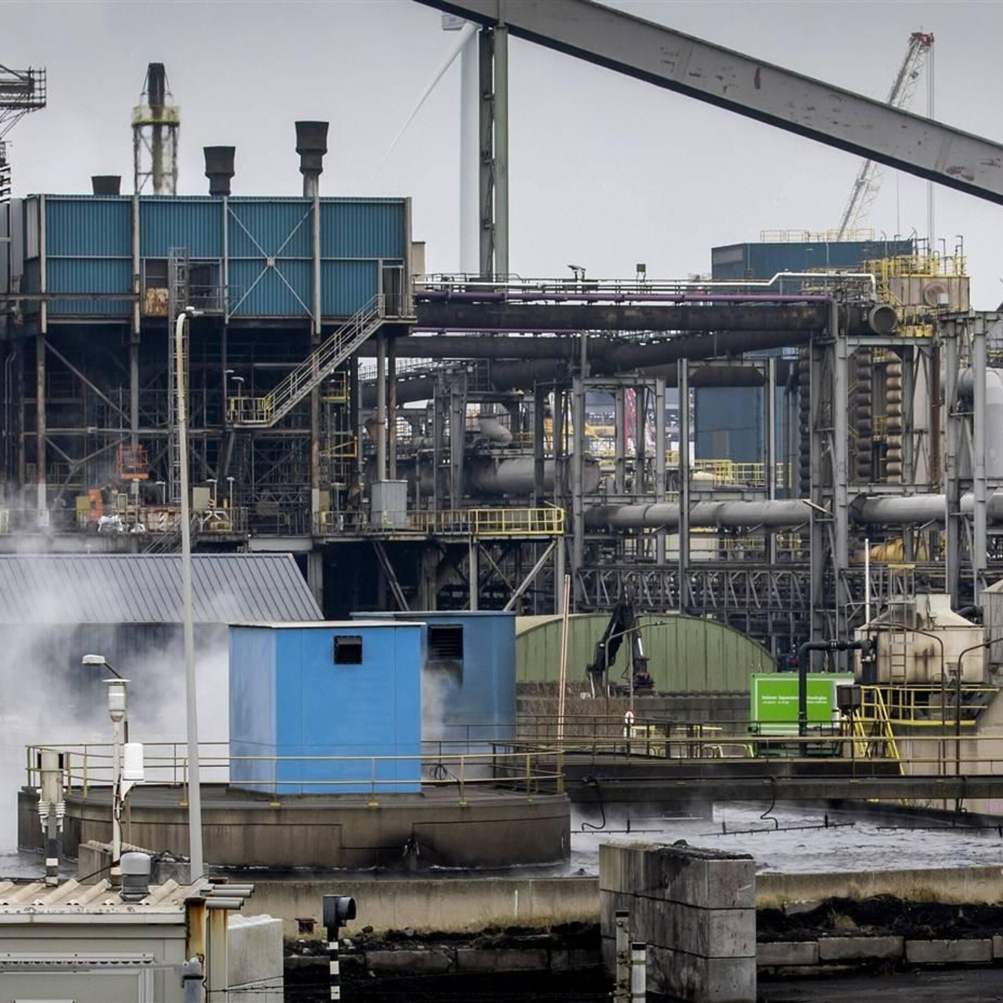 stijging afzetprijzen industrie vlakt verder af in maart