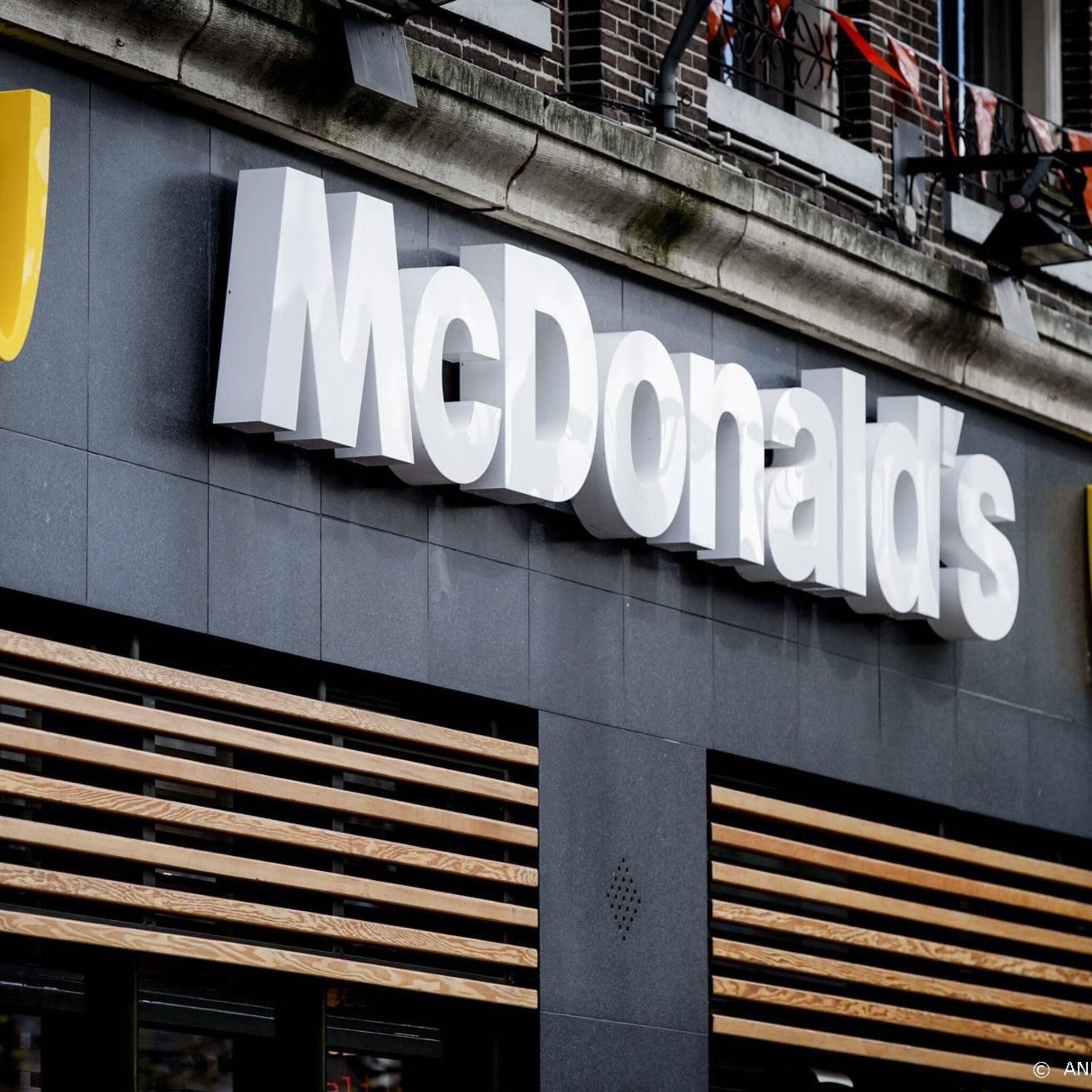 eten bij mcdonald s populairder nu prijzen overal flink stijgen