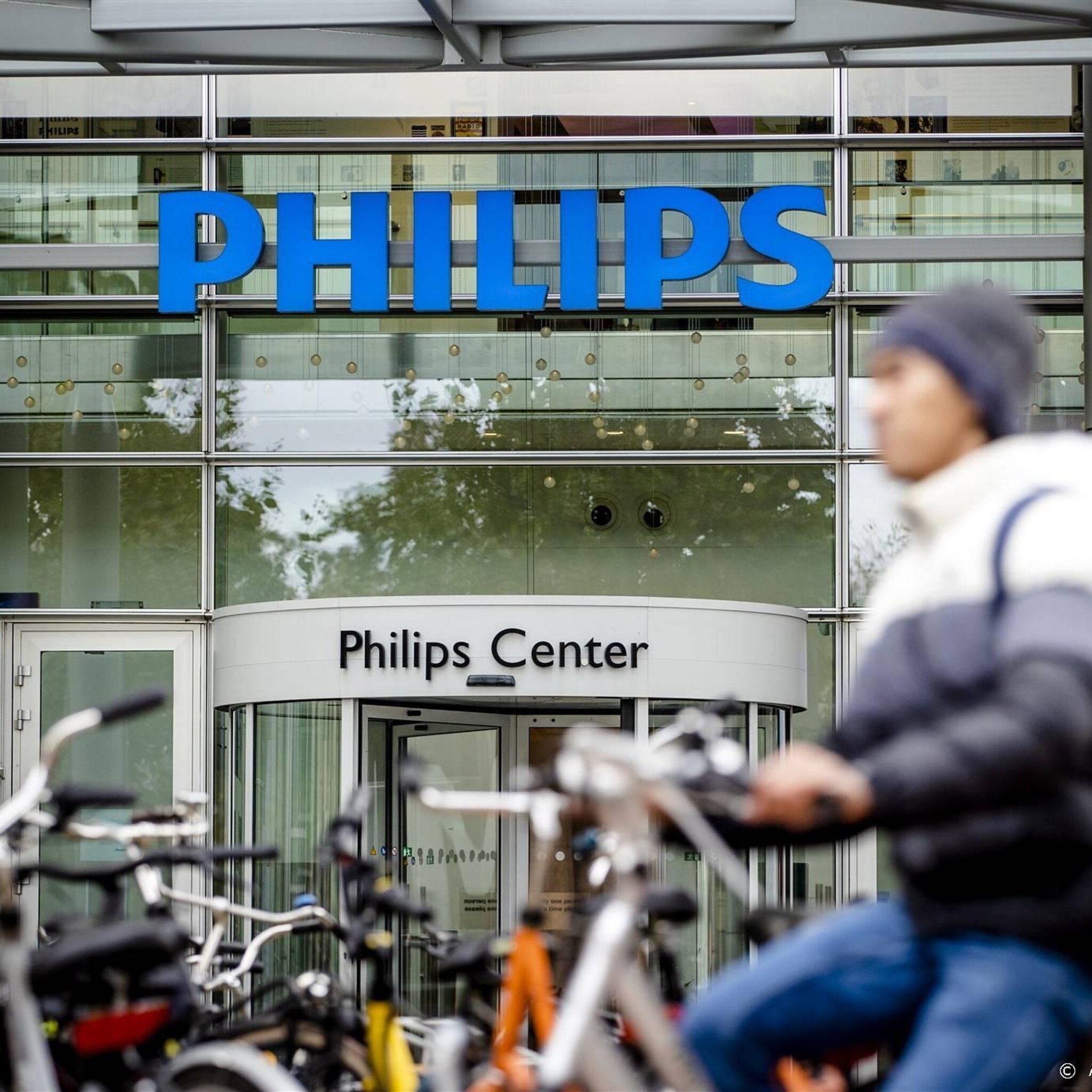 philips zet weer honderden miljoenen opzij nu voor schadeclaim vs