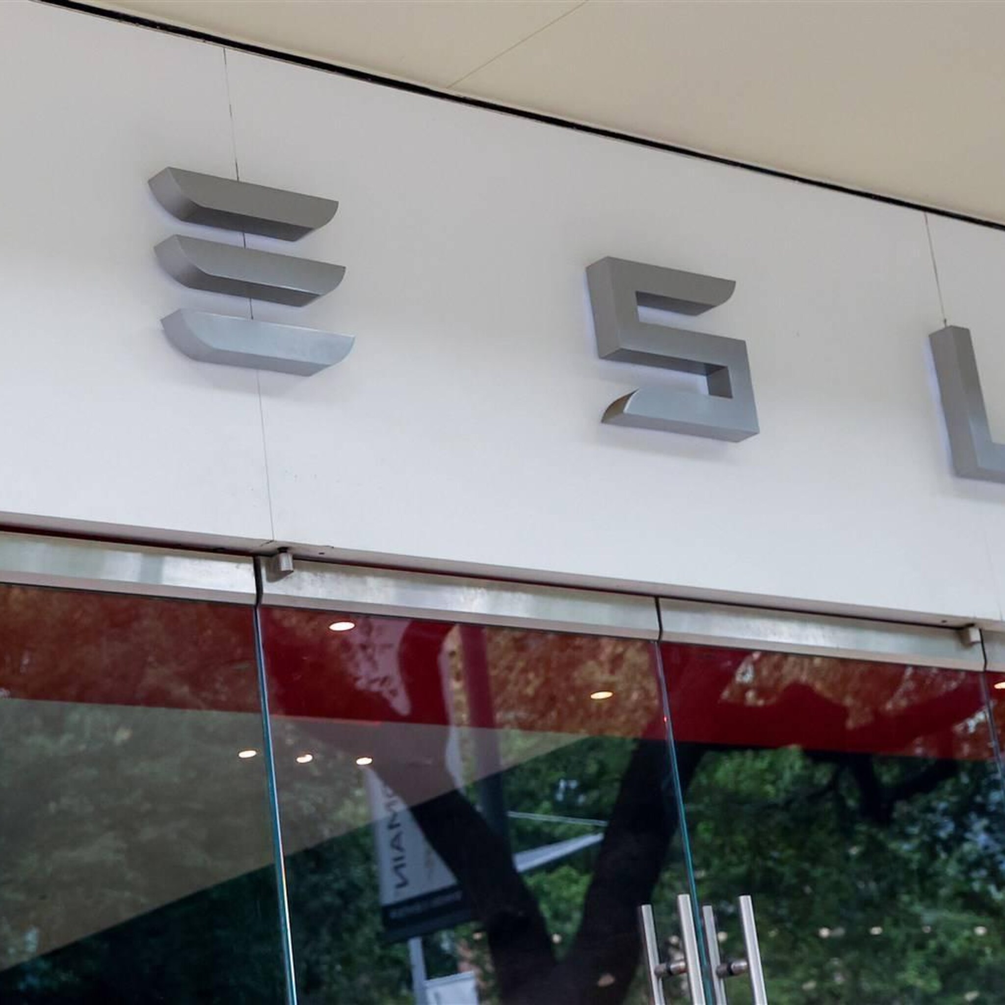 tesla onderuit op negatief wall street na cijfers