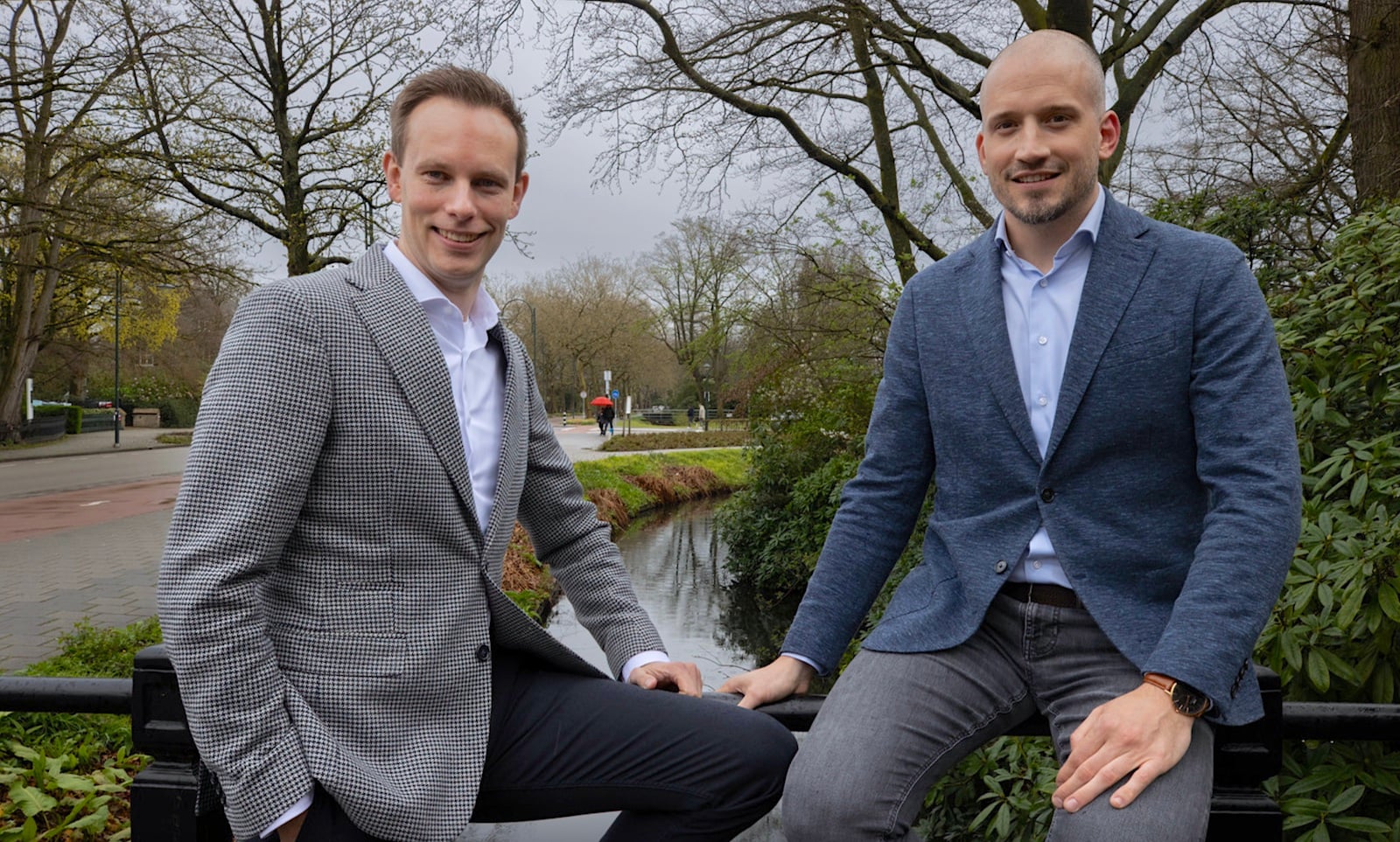 Lars Krieckaert (rechts) en Edwin Rammeloo zijn fondsmanagers van het nieuwe investeringsfonds voor hightech Lumaux, een initiatief van familiebedrijf Lumipol. Foto: Kees Martens/DCI Media
