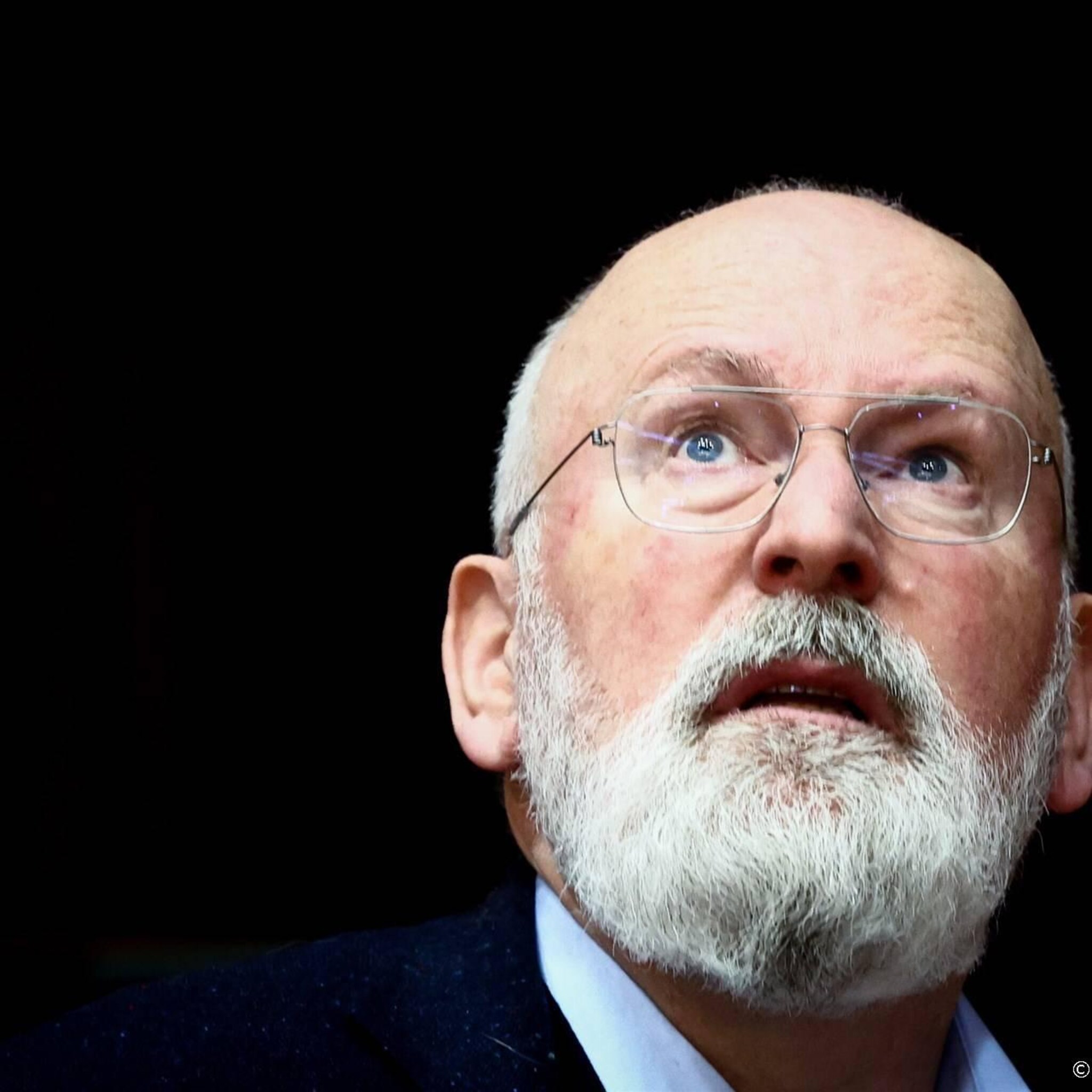 voor subsidie e auto kan burger niet zelf aankloppen in brussel