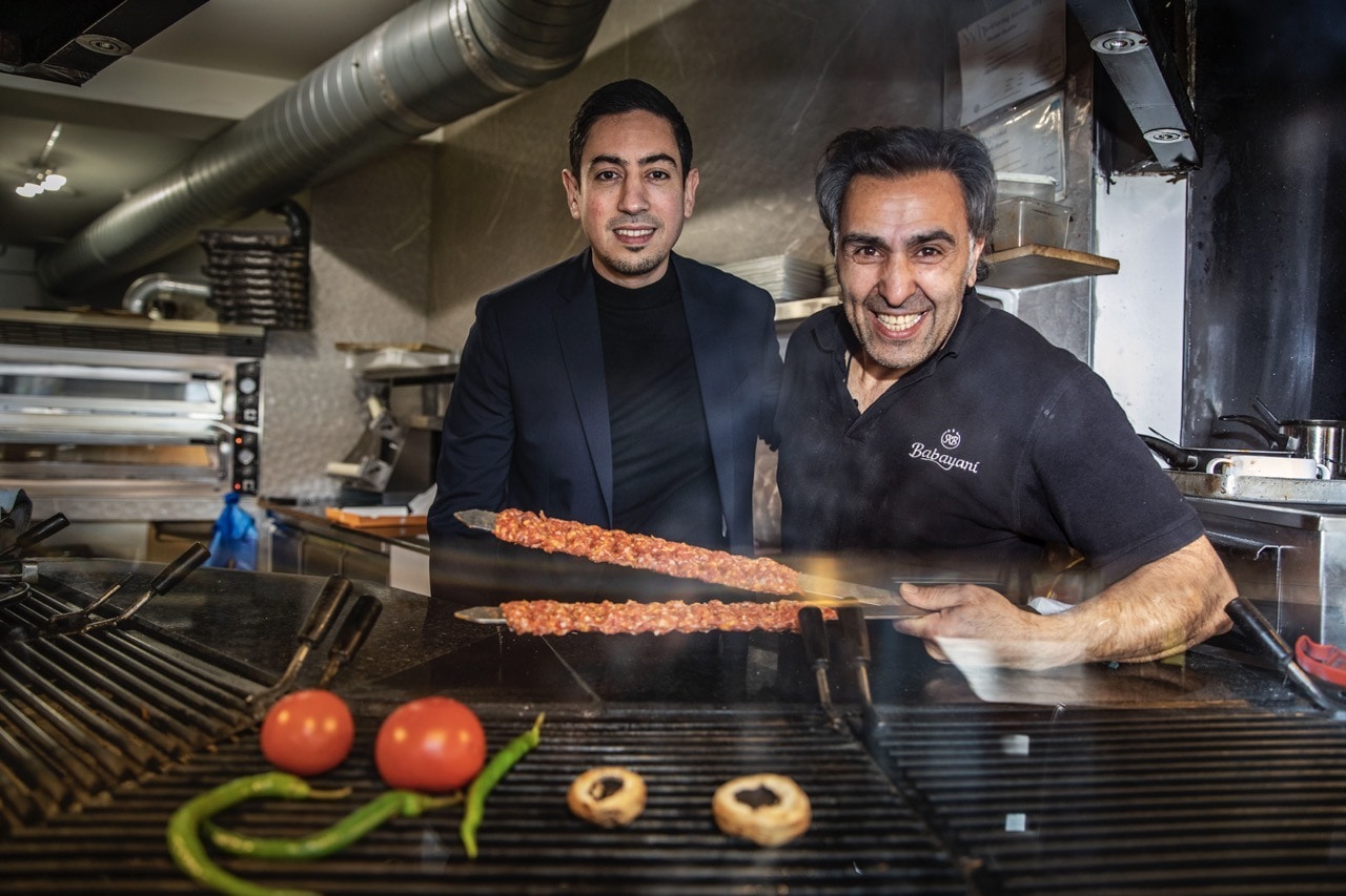 Tuncay Günes maakte van tapijthandel een bloeiend grillrestaurant. Foto: Ondernemersportaal