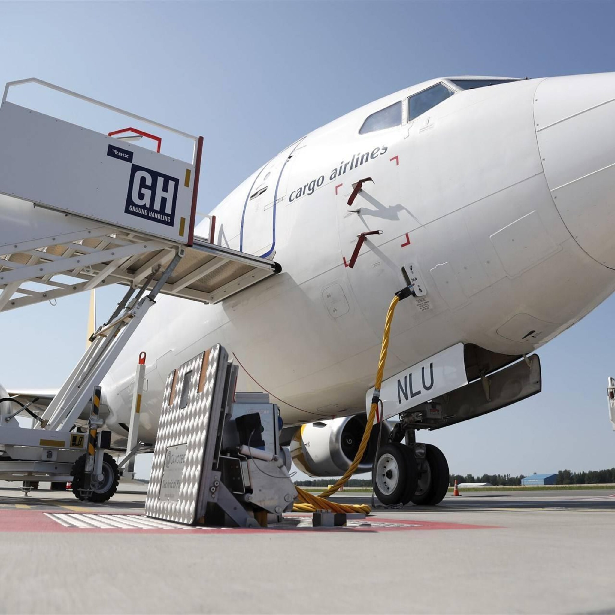 boeing omlaag banken omhoog op licht hoger wall street