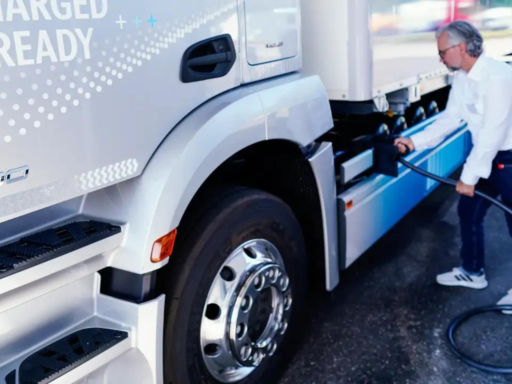 zelfrijdende trucks vincent karremans transport verdienmodel nijenhuis