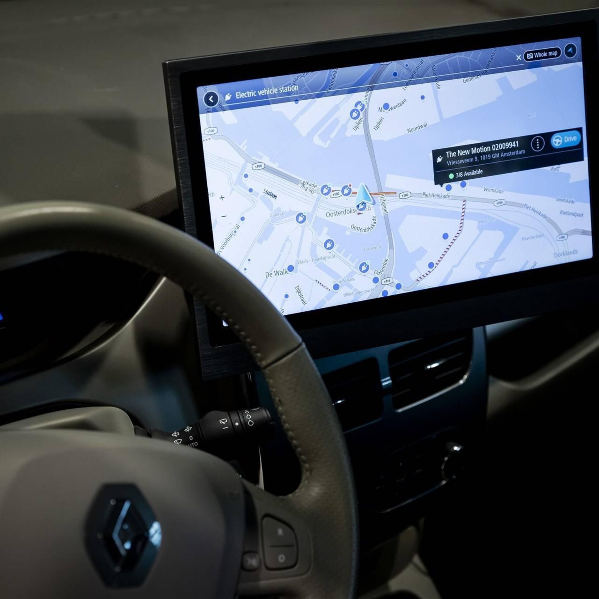 tomtom fors hoger na cijfers op afwachtend damrak