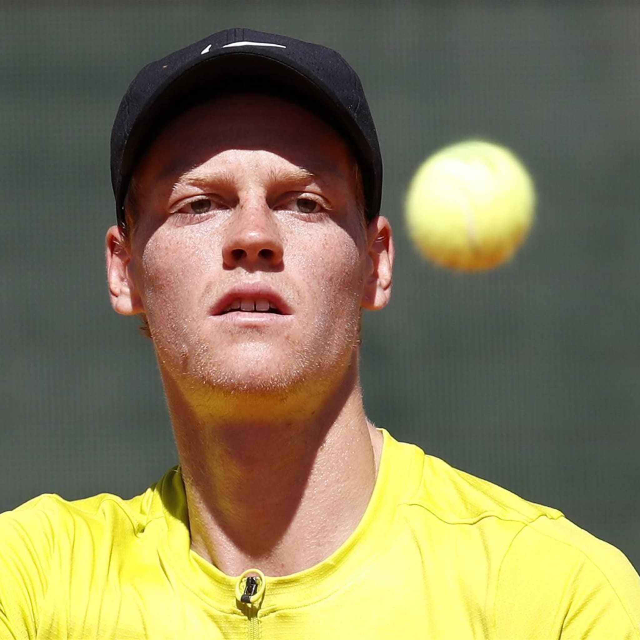 sinner overleeft matchpoint in monte carlo ruud uitgeschakeld