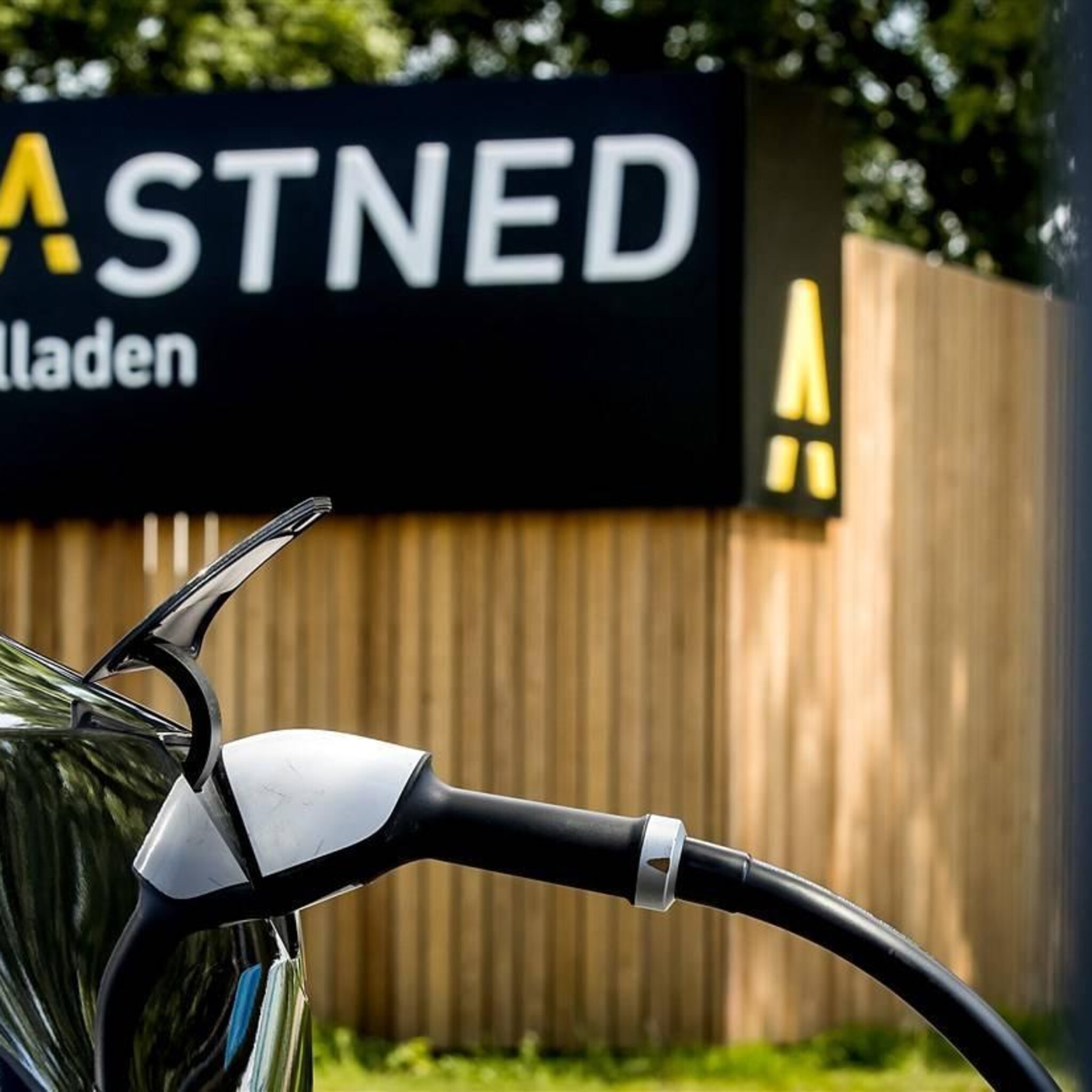 laadbedrijf fastned wint op beurs amsterdam na kwartaalbericht