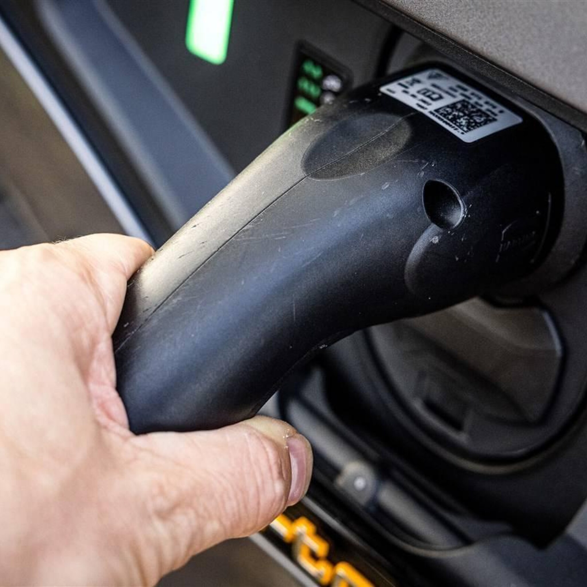 laadstationuitbater fastned kruipt naar winstgevendheid