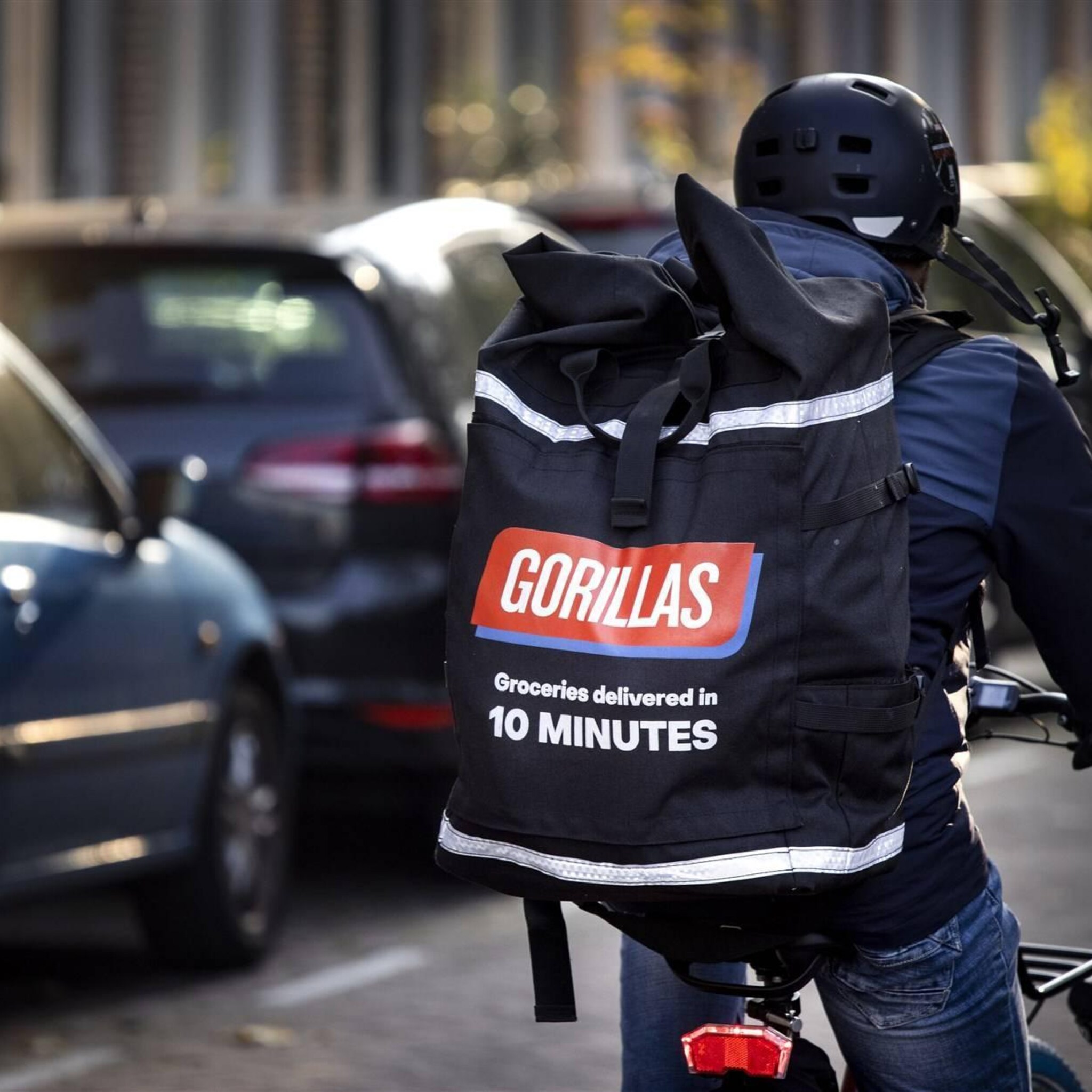 flitsbezorger gorillas blijft bestaan na overname door getir