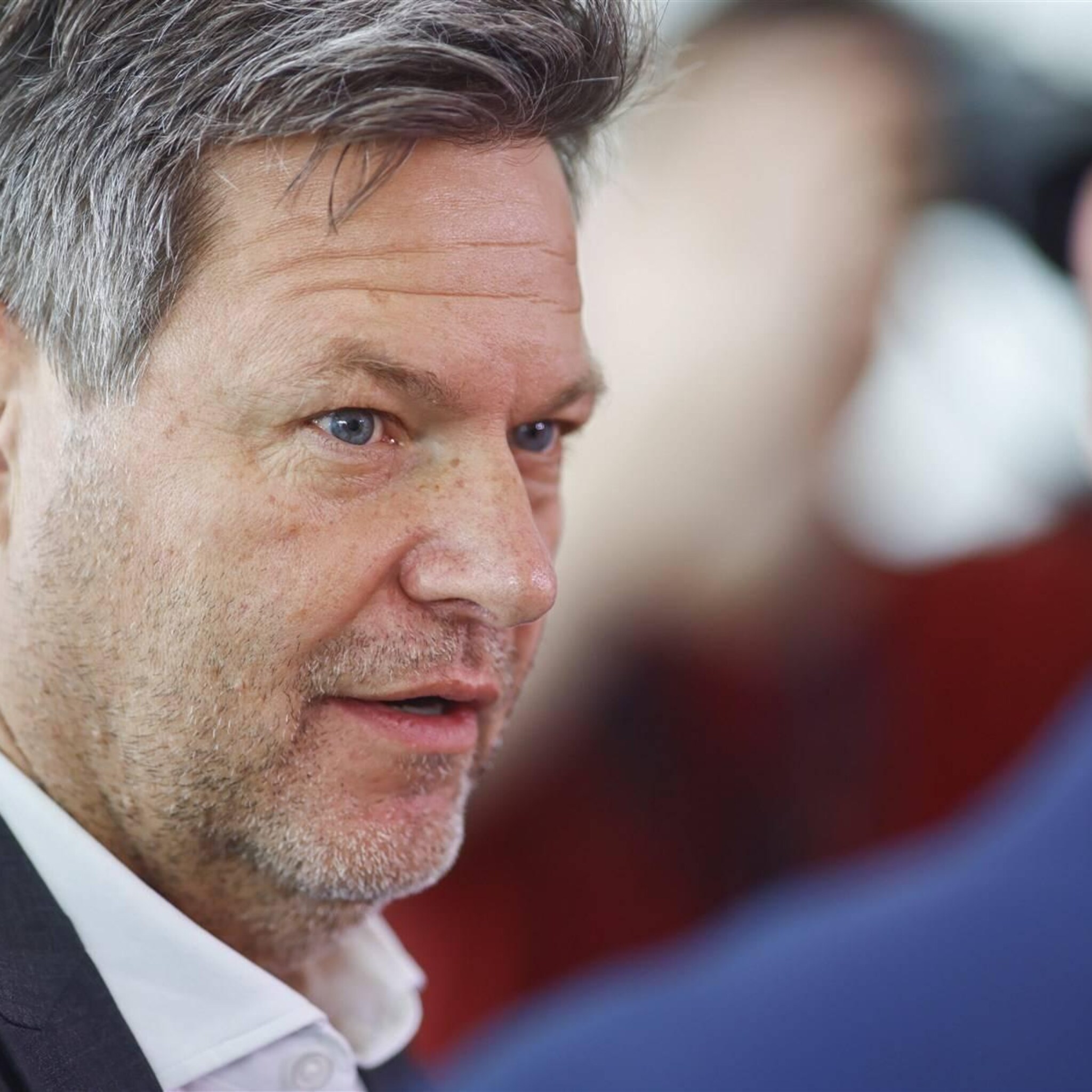 duitse minister harder optreden tegen omzeilen sancties rusland