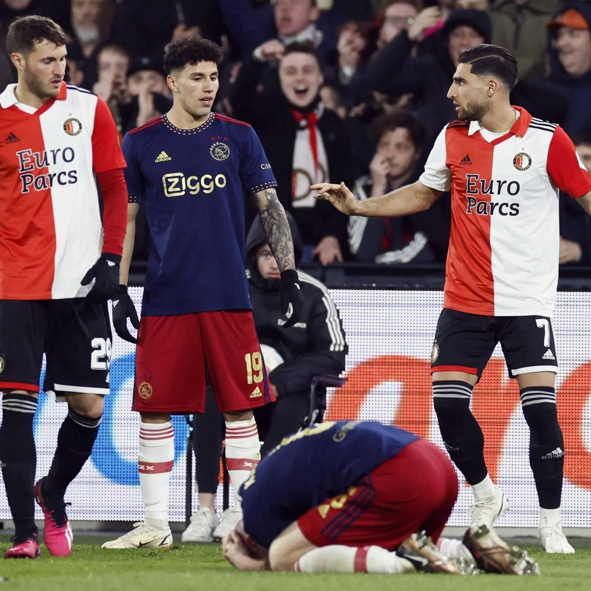 feyenoord shirtsponsor europarcs schaamt zich voor wangedrag