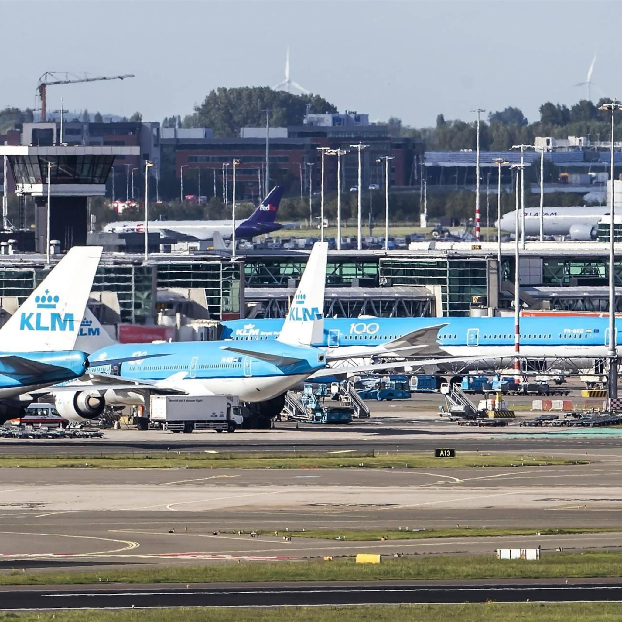 milieuorganisaties uitstel jammer maar krimp schiphol komt er