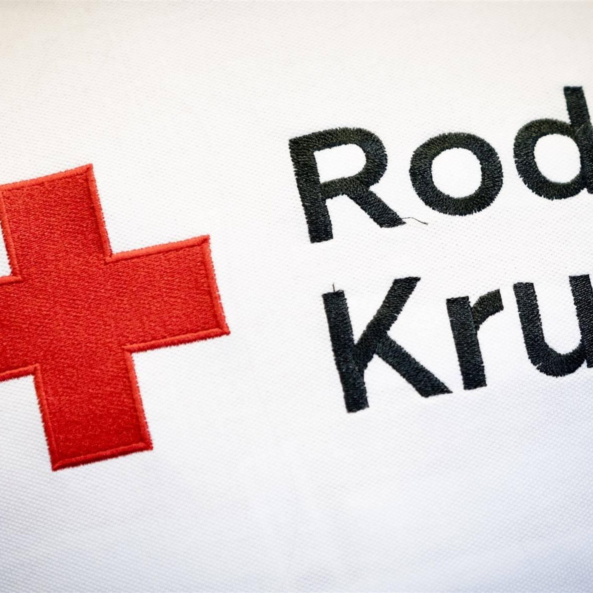 wereldwijd 1500 banen weg bij rode kruis