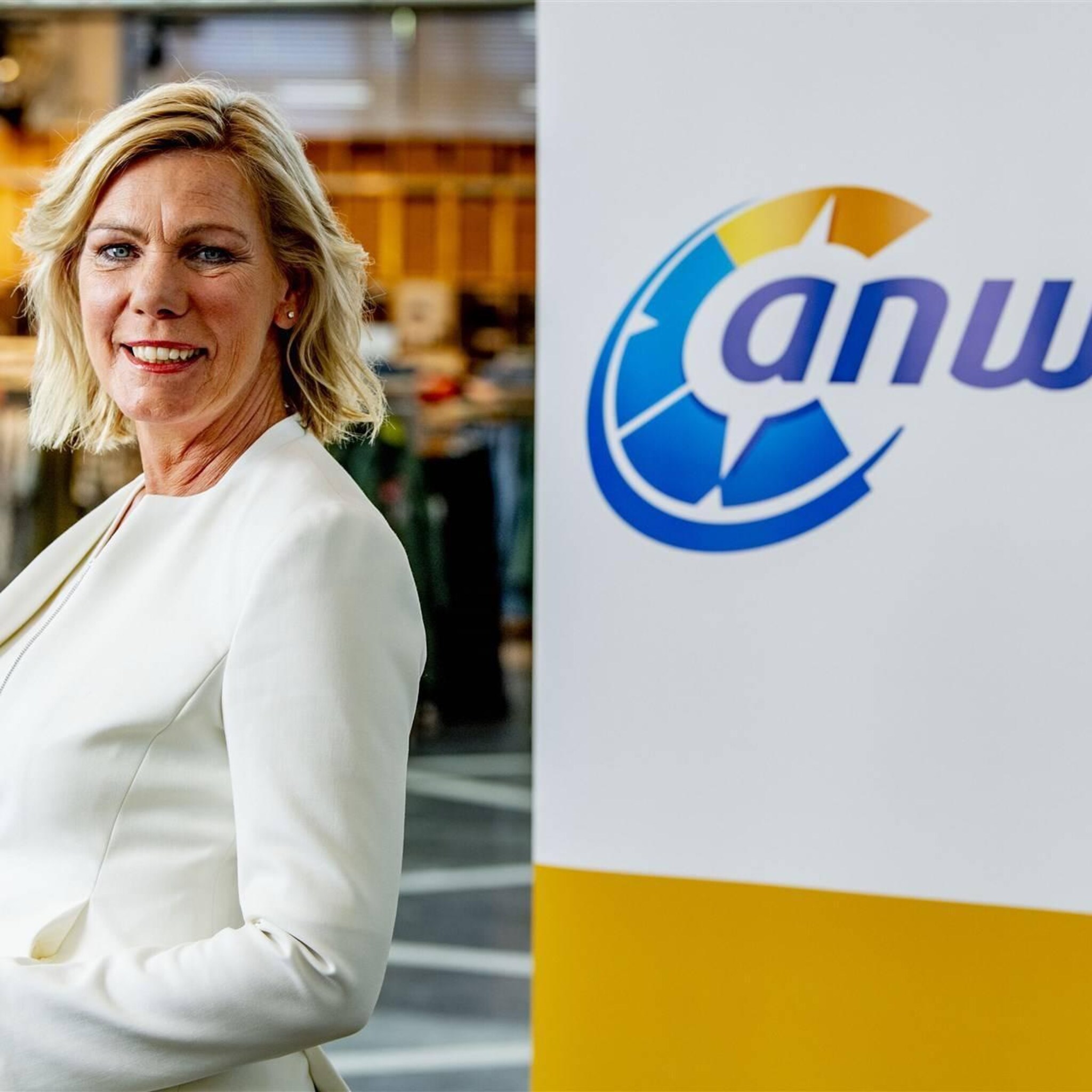topvrouw anwb wordt commissaris bij kpn