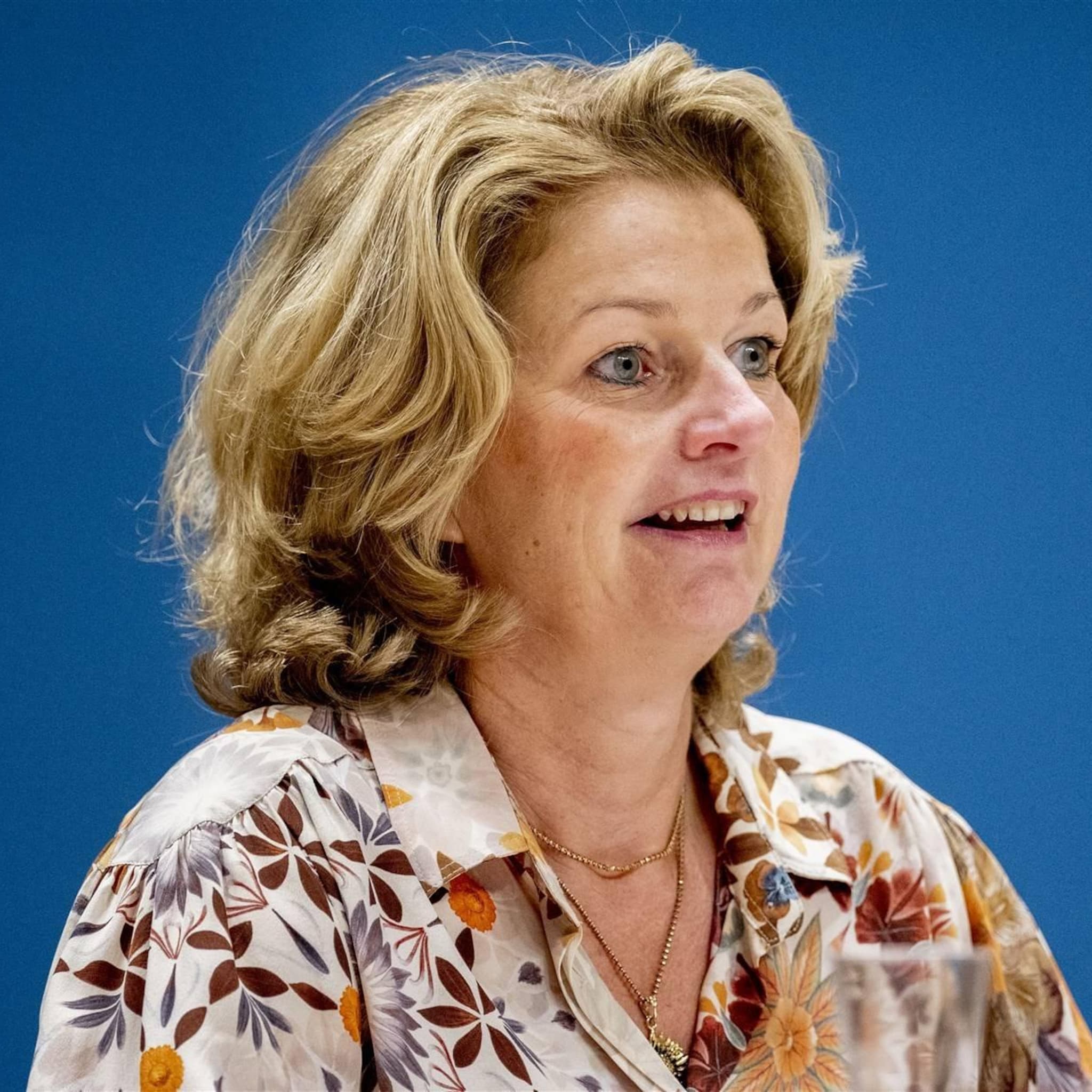 topvrouw marjan van loon neemt afscheid bij shell nederland
