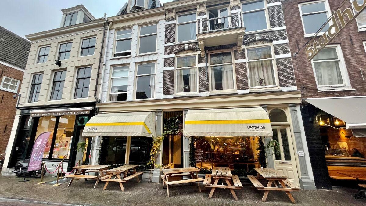 Het pand van Vegitalian vlak na de brand in december 2022. Foto: Koen Laureij