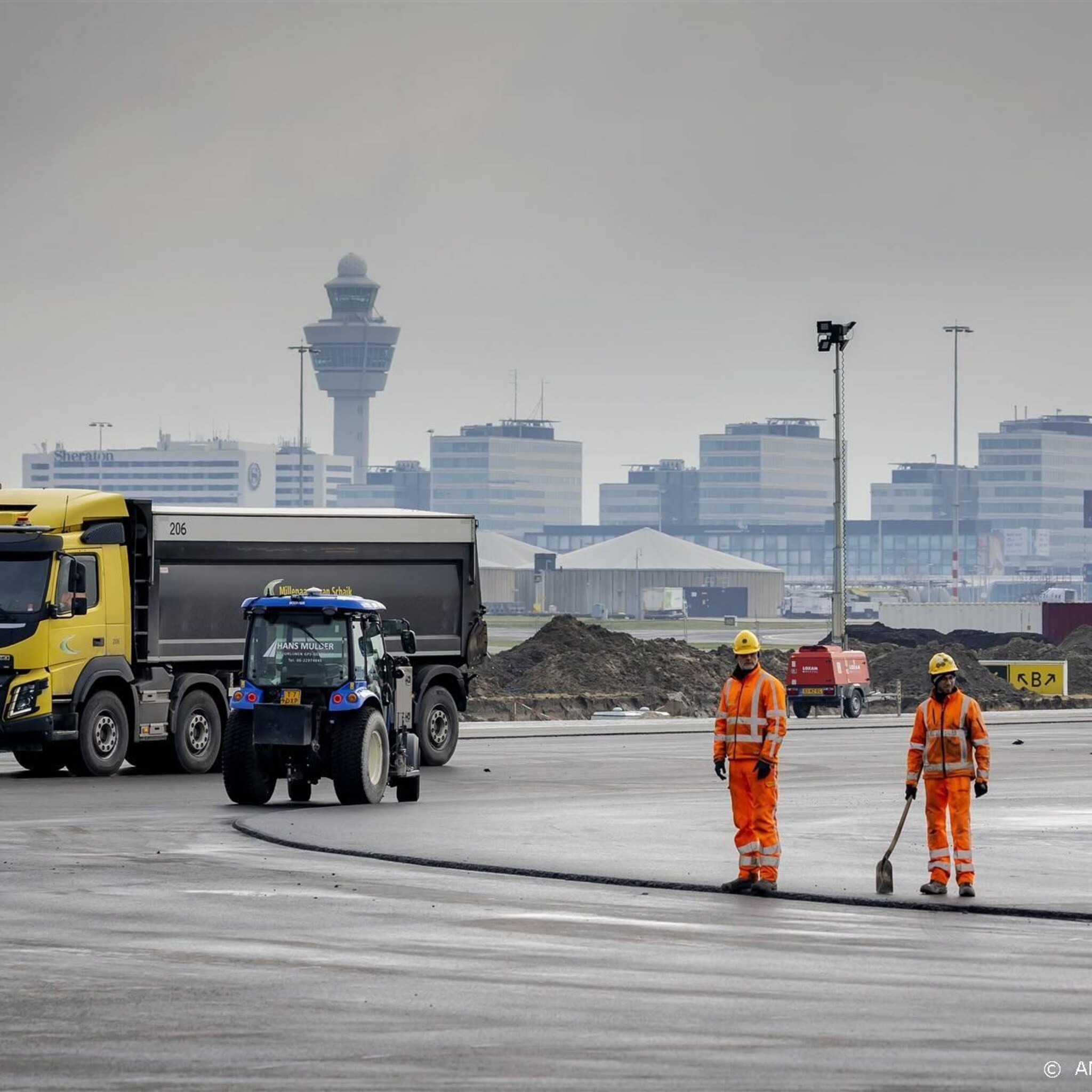 onderhoud zwanenburgbaan schiphol loopt paar weken uit
