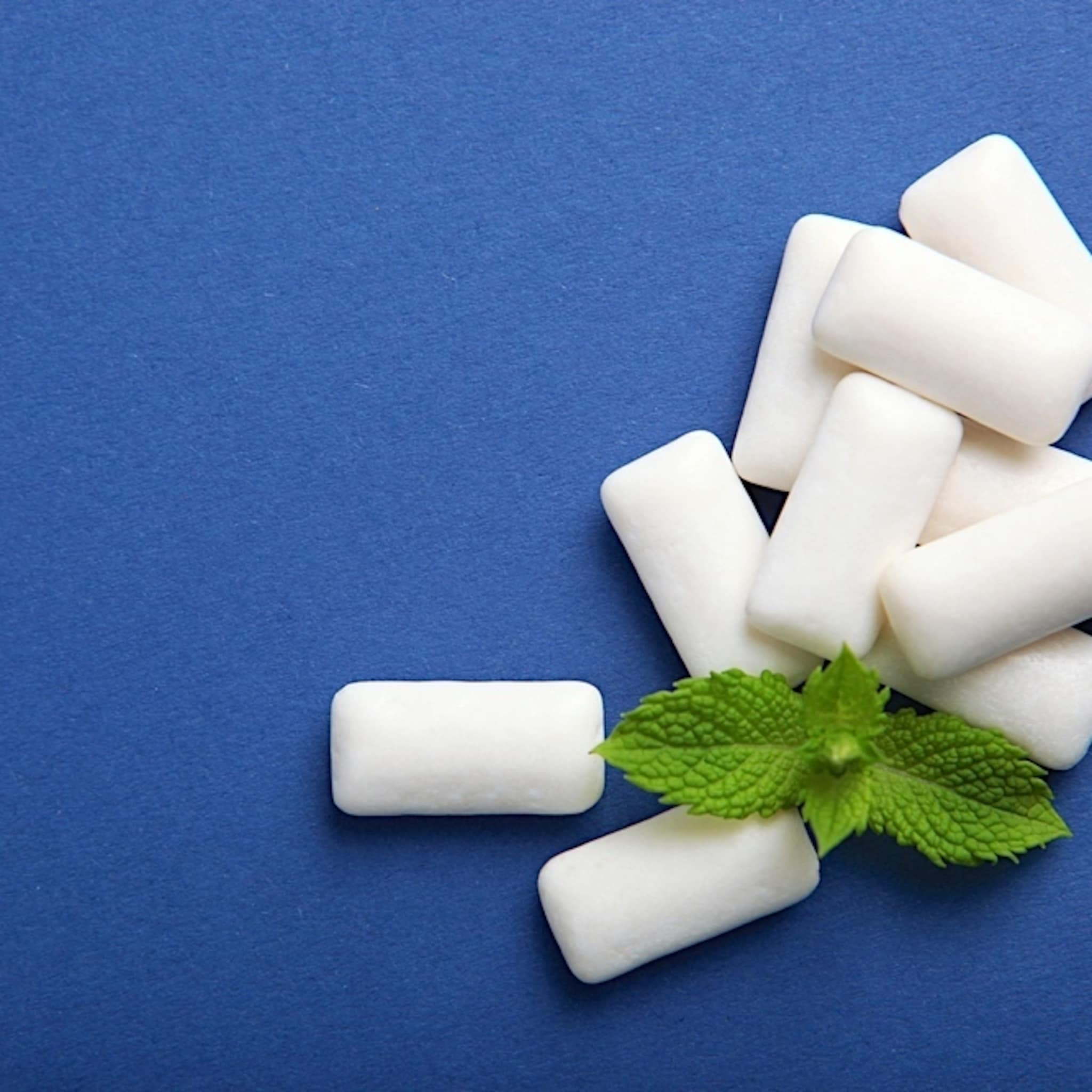 nederlandse benbits wint zaak van multinational mentos weg vrij voor plasticvrije kauwgom