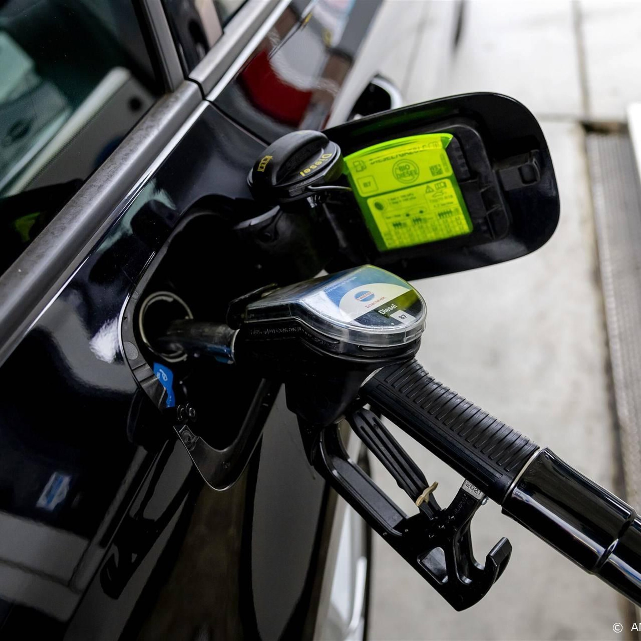 verbod op brandstofauto komt op eu top niet aan de orde