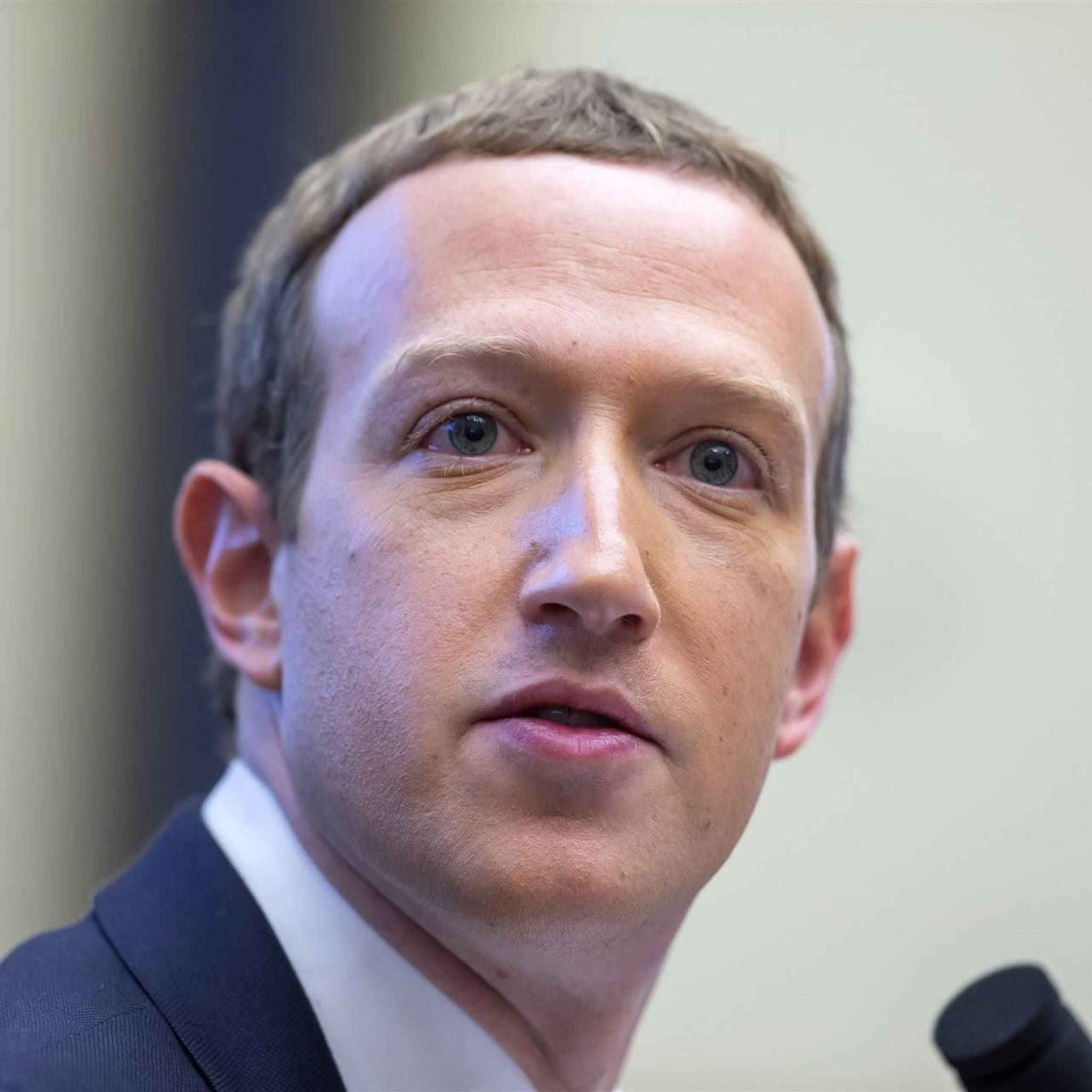 facebook oprichter zuckerberg aangeklaagd voor negeren uitbuiting