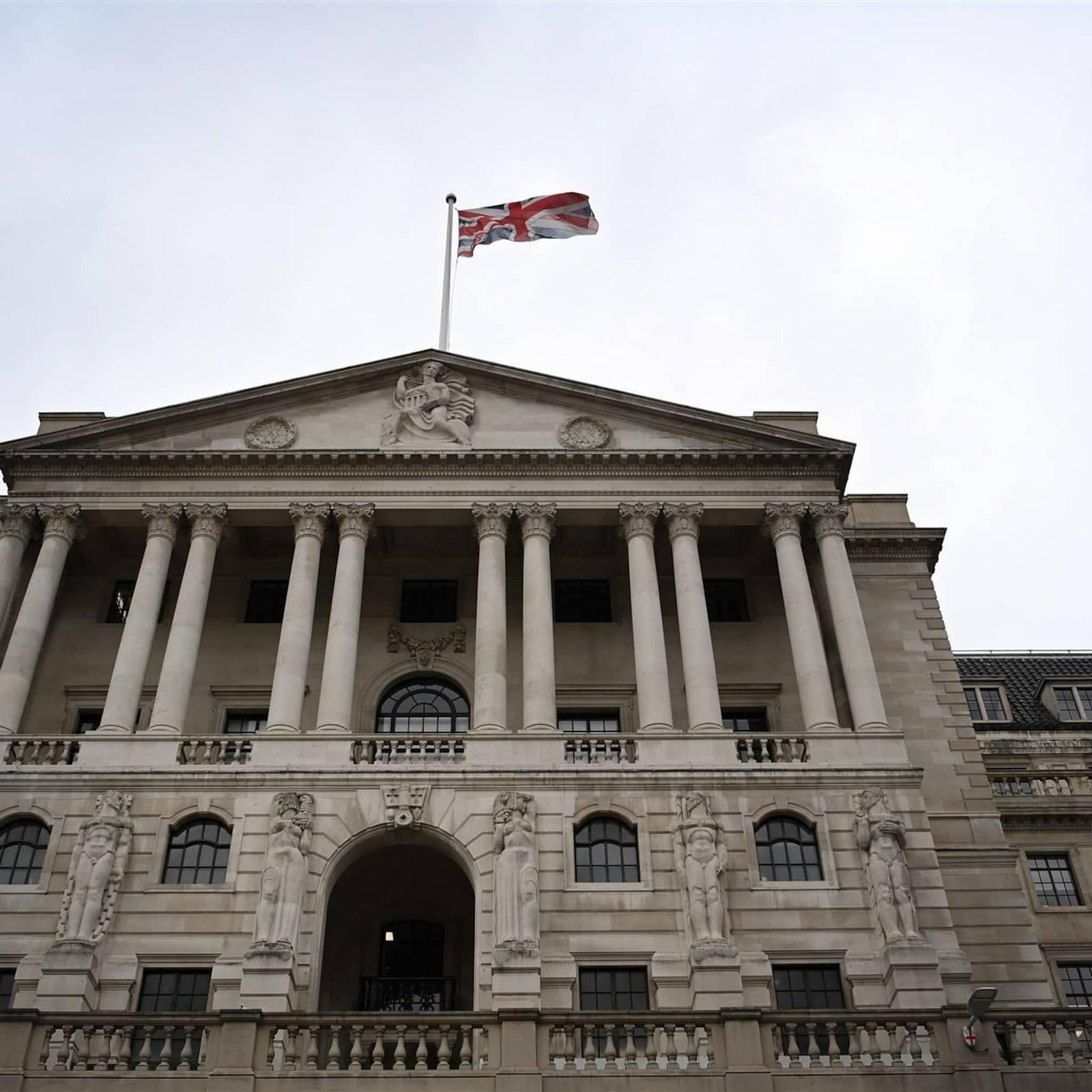 britse inflatie tegen verwachting economen in gestegen