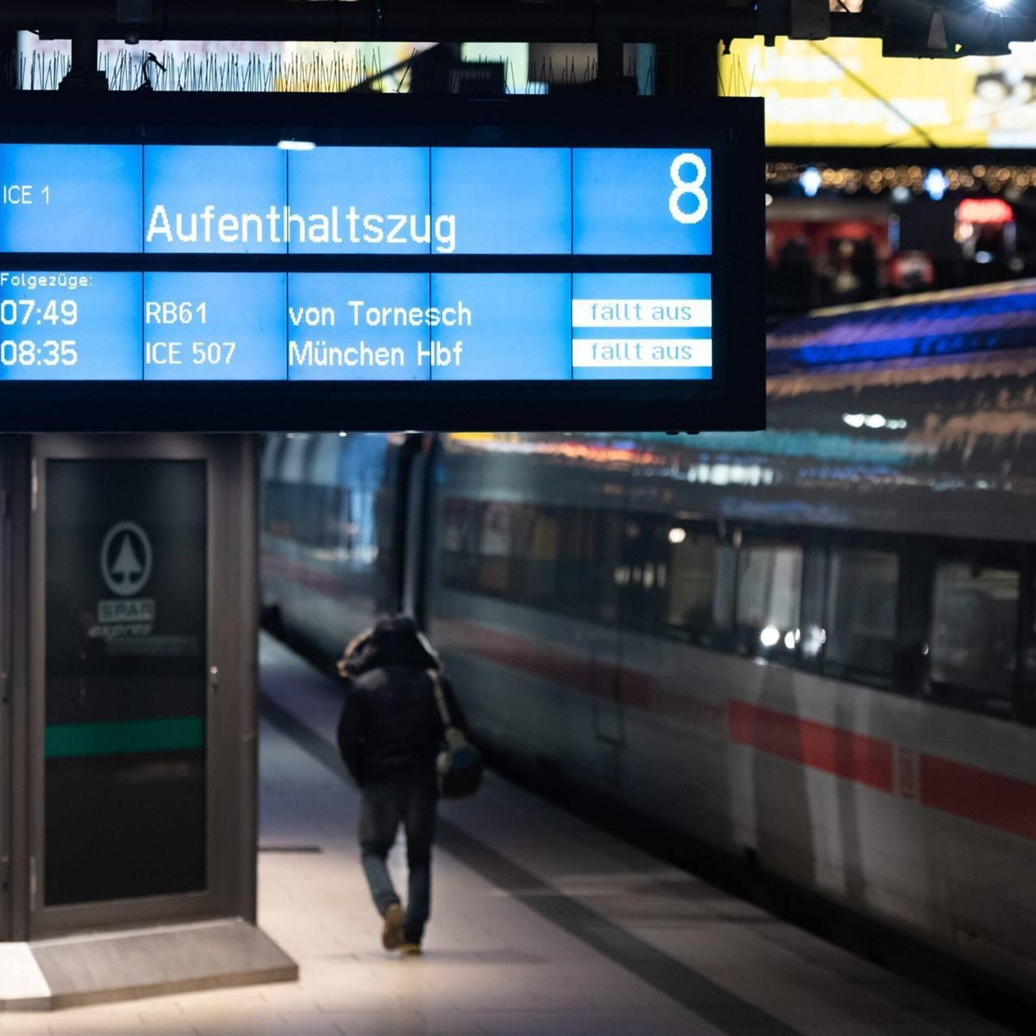 reuters duitse bonden plannen grote transportstaking op maandag