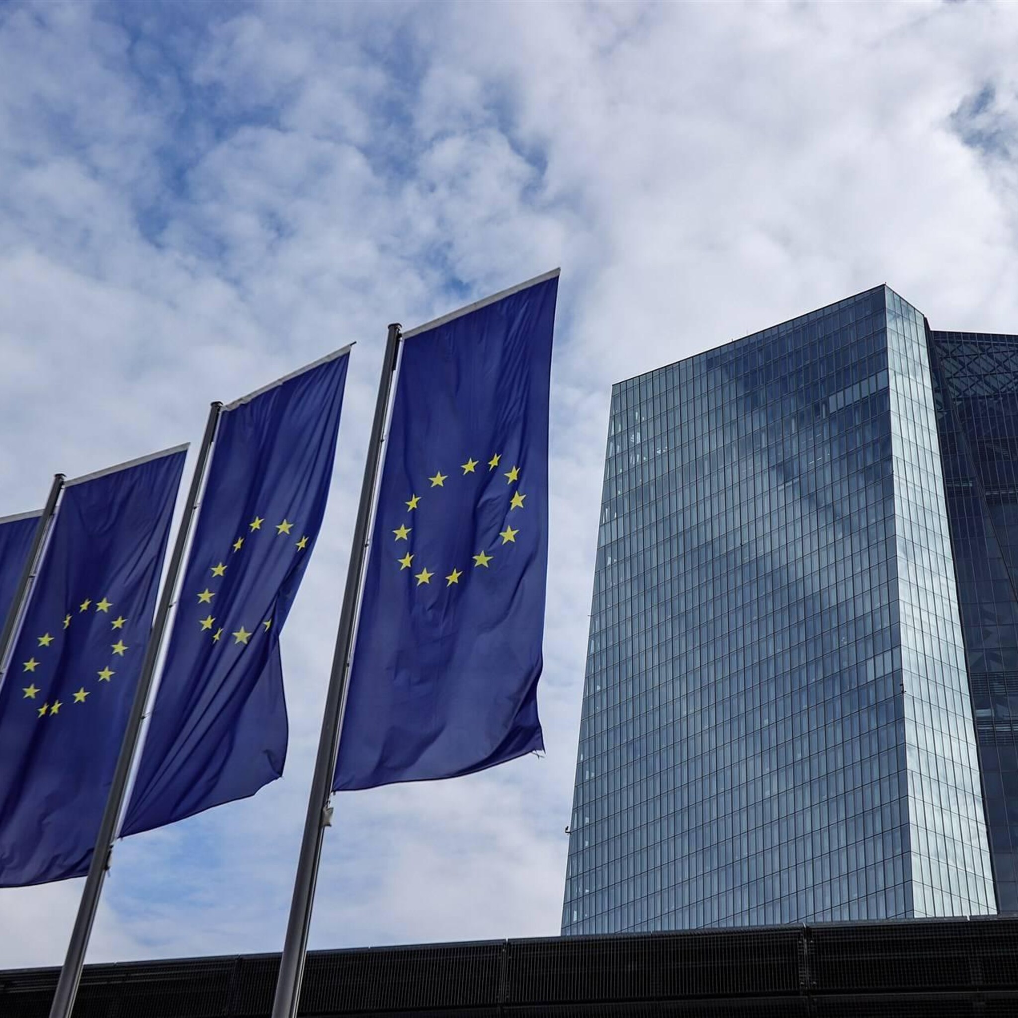 centrale banken komen met extra leenmogelijkheden voor banken