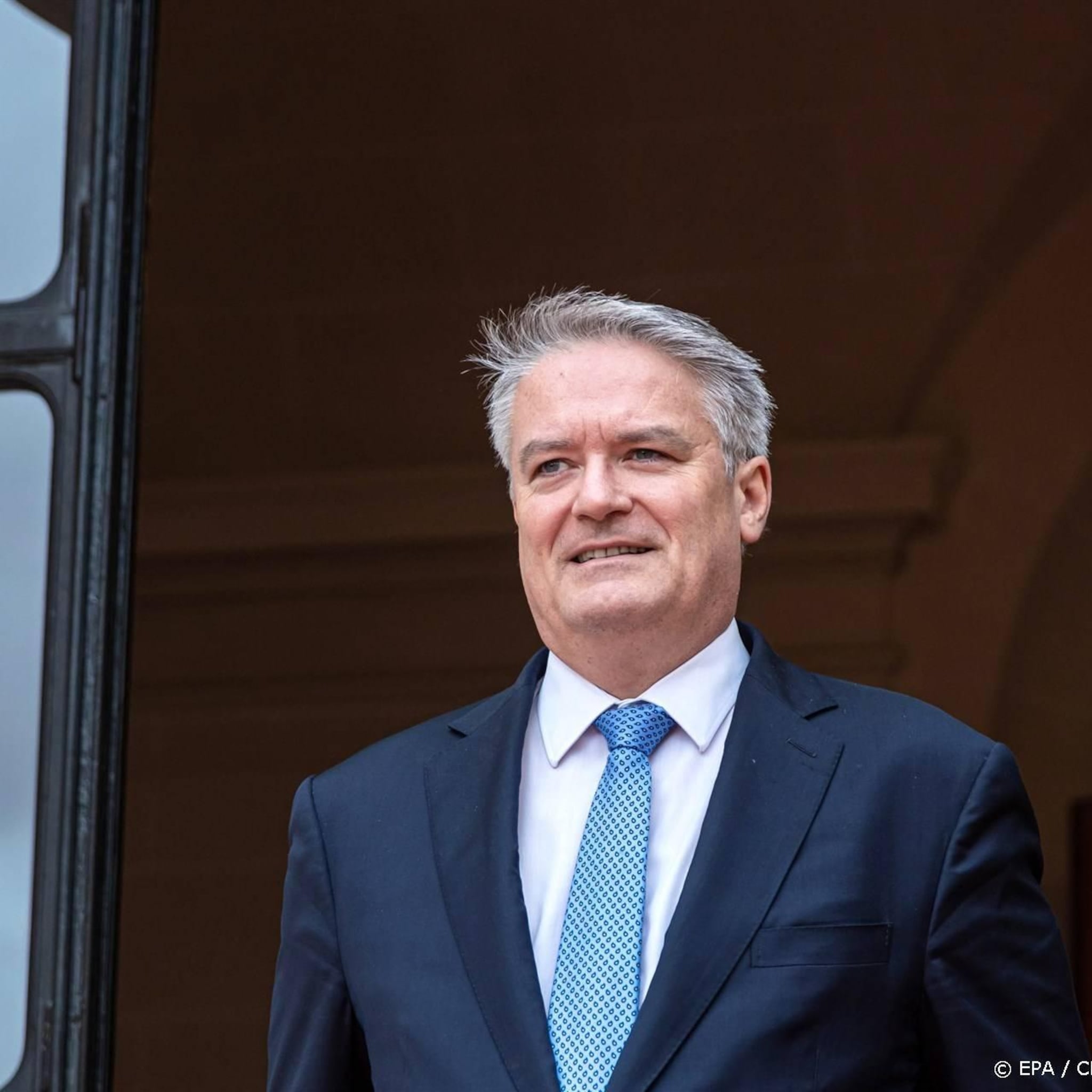 oeso verhoogt groeiprognose wereldeconomie herstel wel kwetsbaar