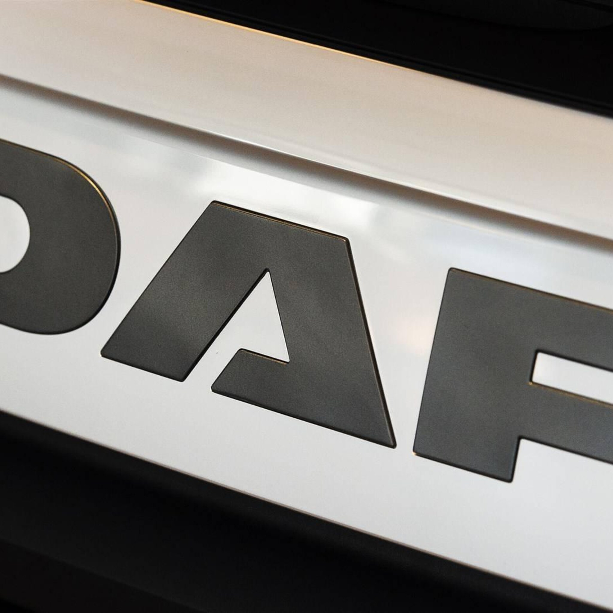truckfabrikant daf krijgt britse order voor 1500 trucks