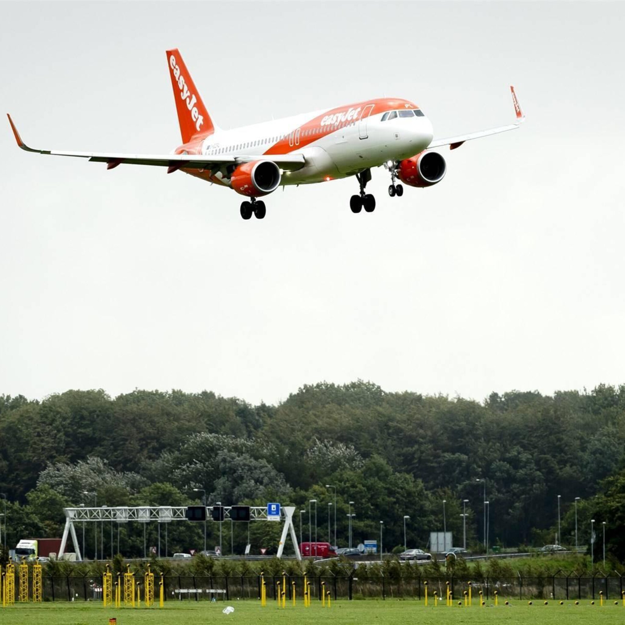 fnv ziet af van mogelijke staking bij easyjet in meivakantie