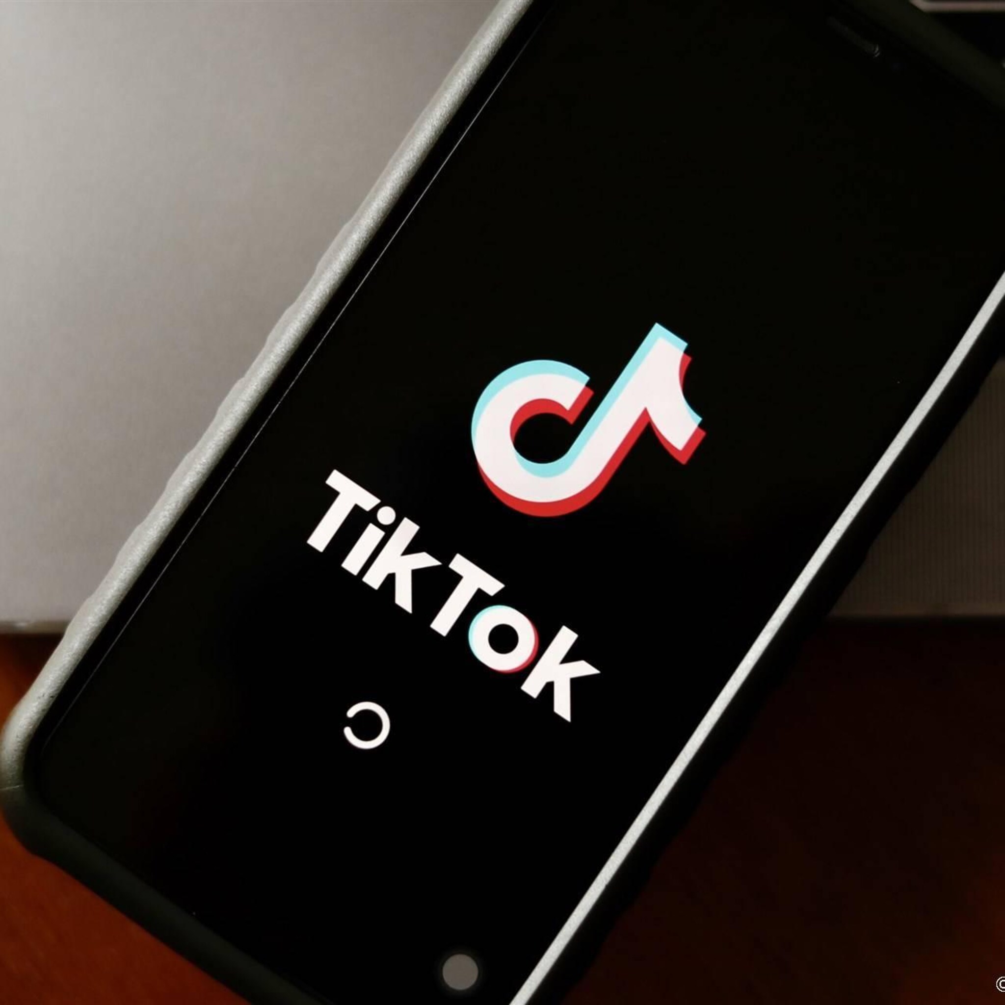 krant vs eisen dat chinese eigenaren belang in tiktok verkopen