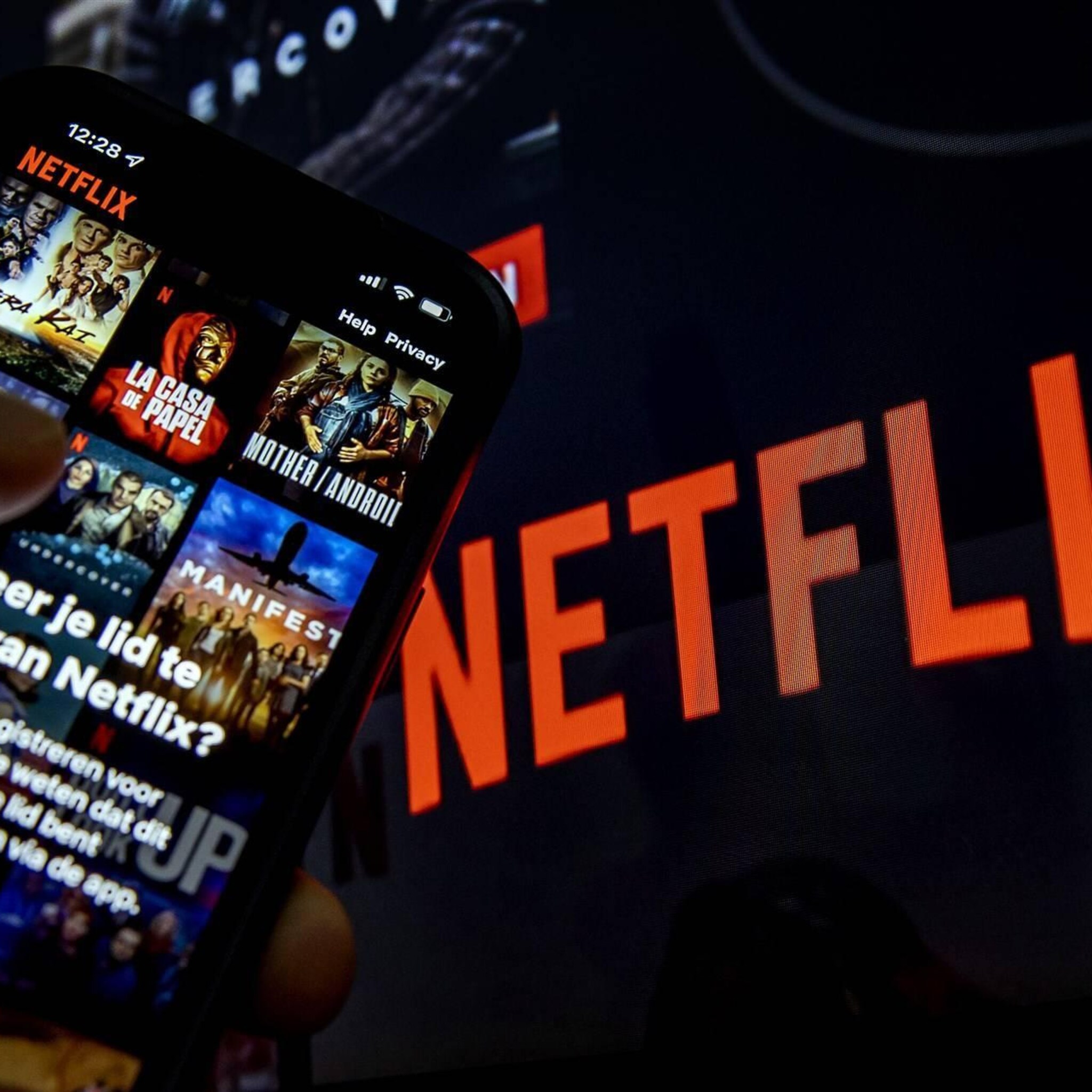 netflix top opent hoofdkantoor in amsterdam met prins constantijn