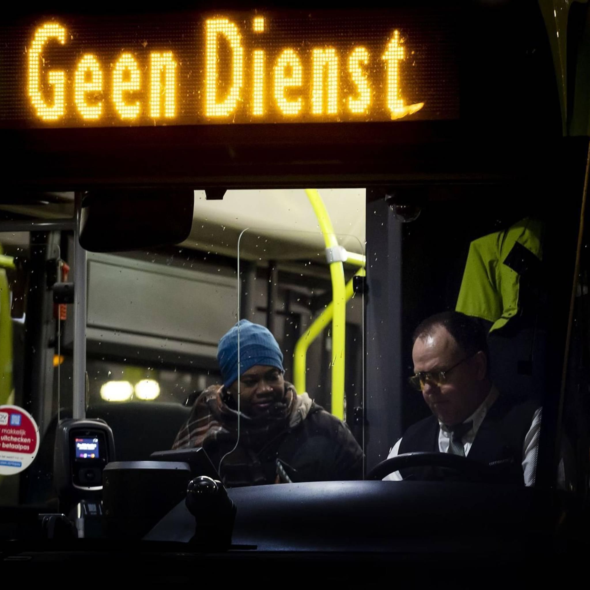 fnv wil dat overheid ingrijpt in cao conflict streekvervoer