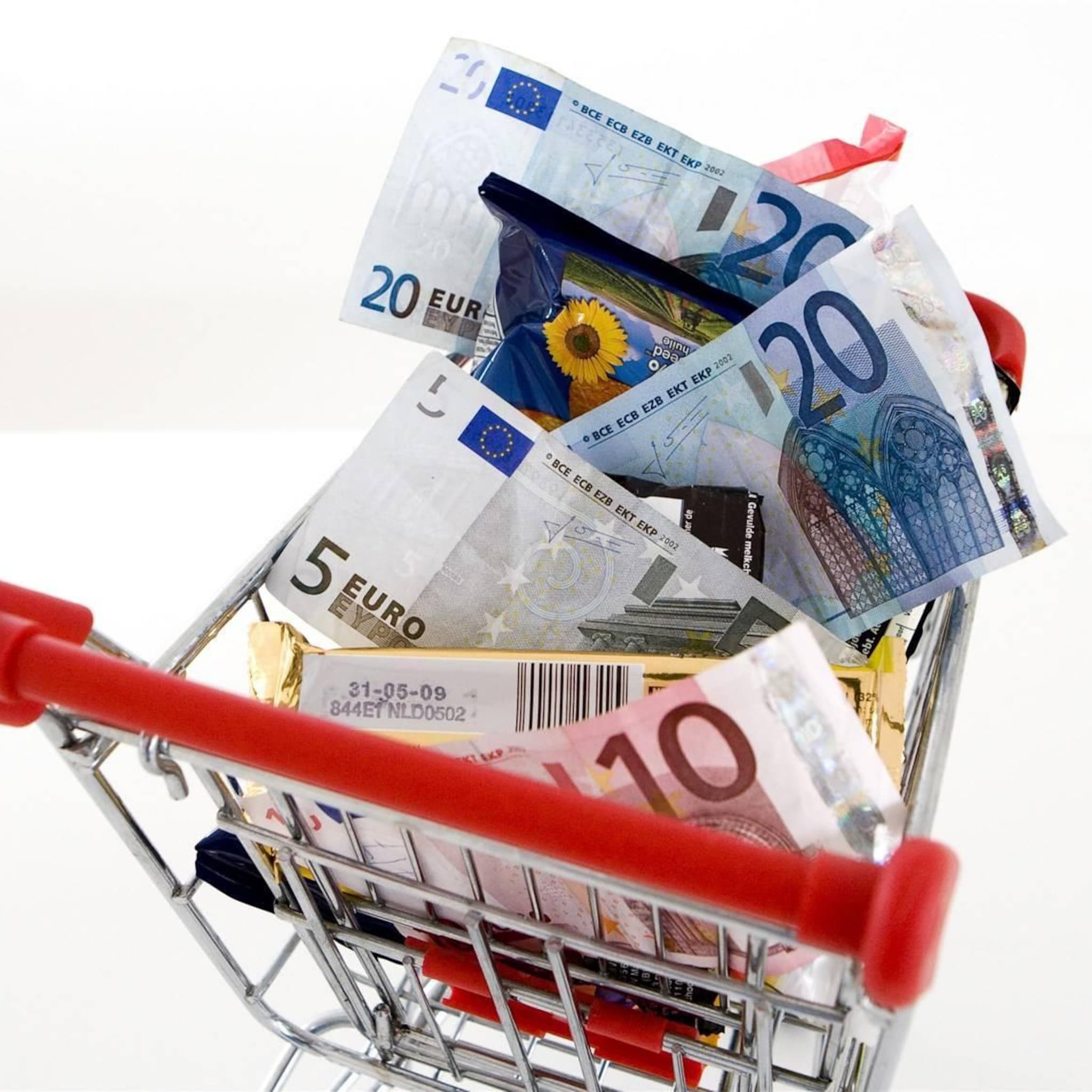 economen piek inflatie in supermarkt op zijn vroegst in de zomer