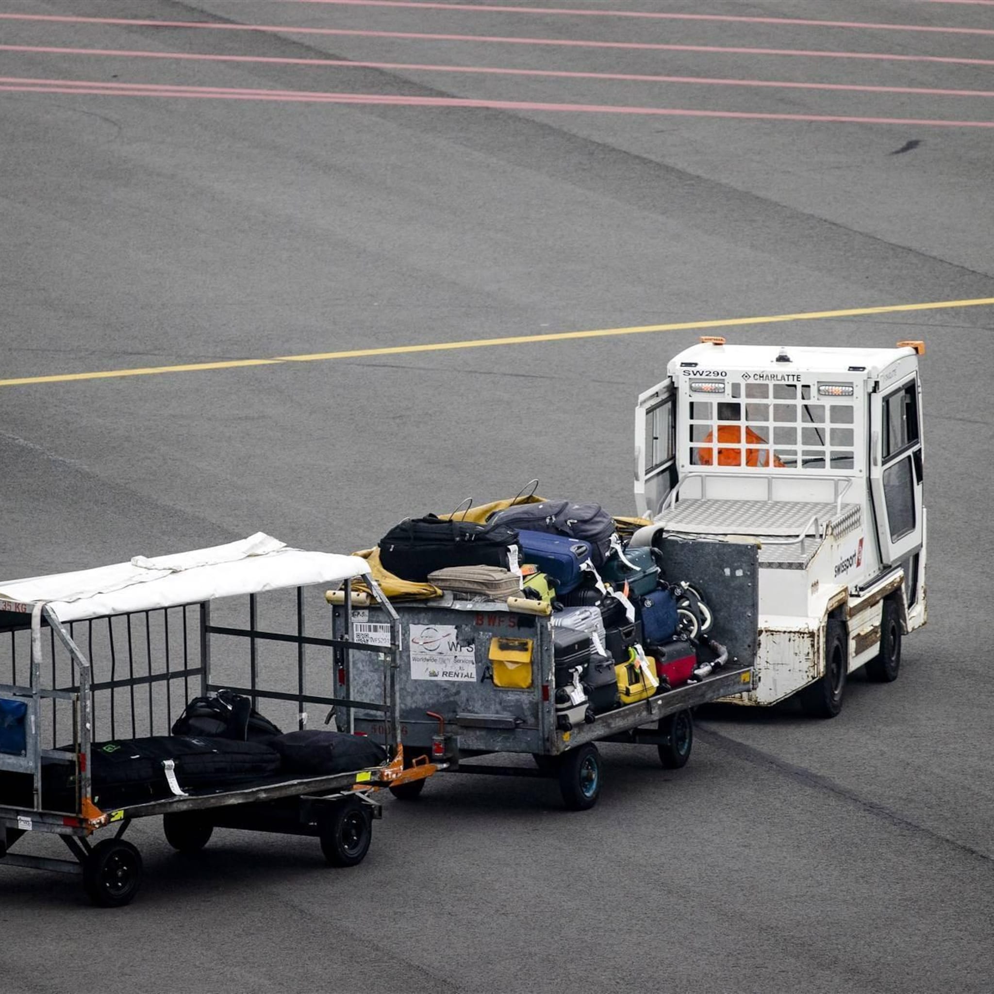 fnv aantal klagers over zwaar bagagewerk schiphol verdubbeld