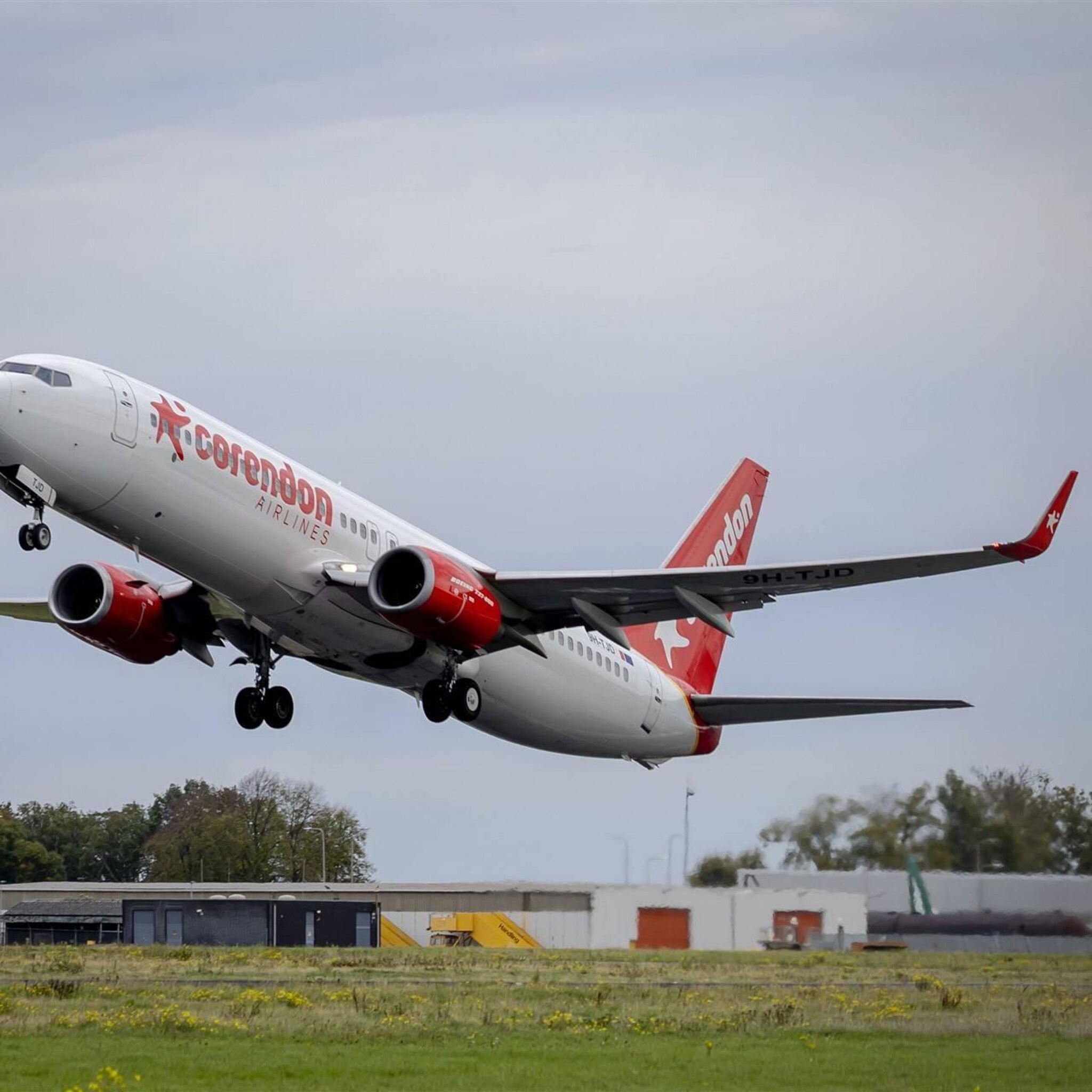 corendon breidt uit naar brussel vanwege onvrede over schiphol