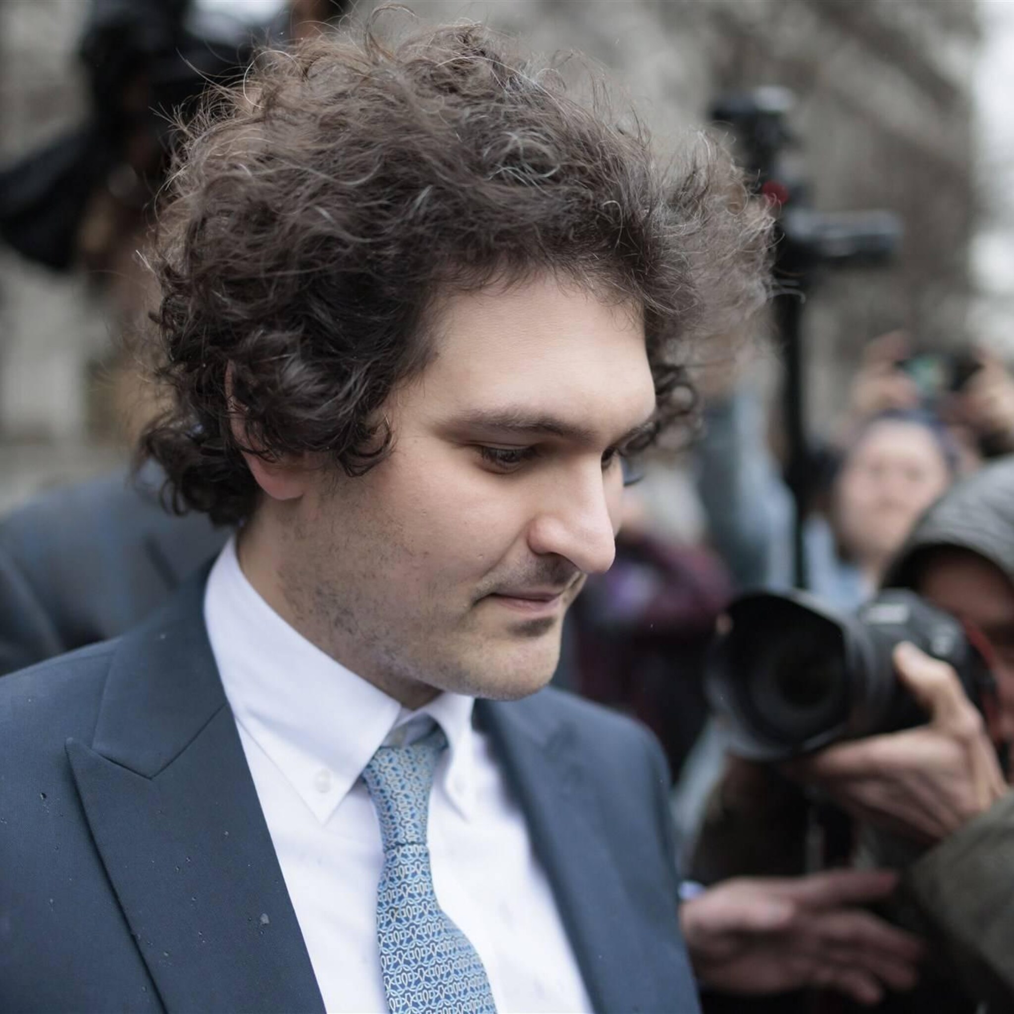 justitie vs komt met meer aanklachten tegen oprichter cryptobeurs