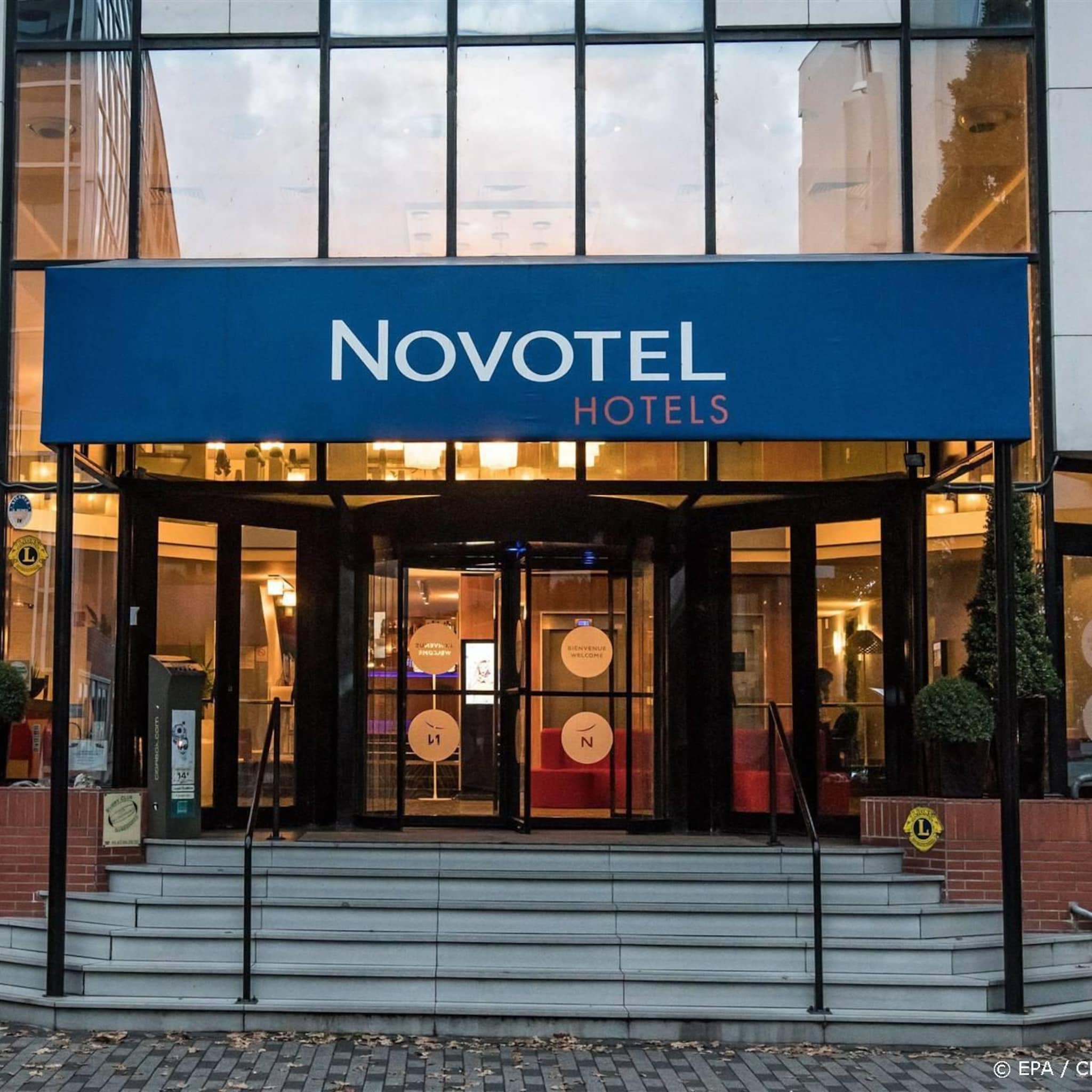 hotelgroep accor verdubbelt omzet door herstel coronacrisis