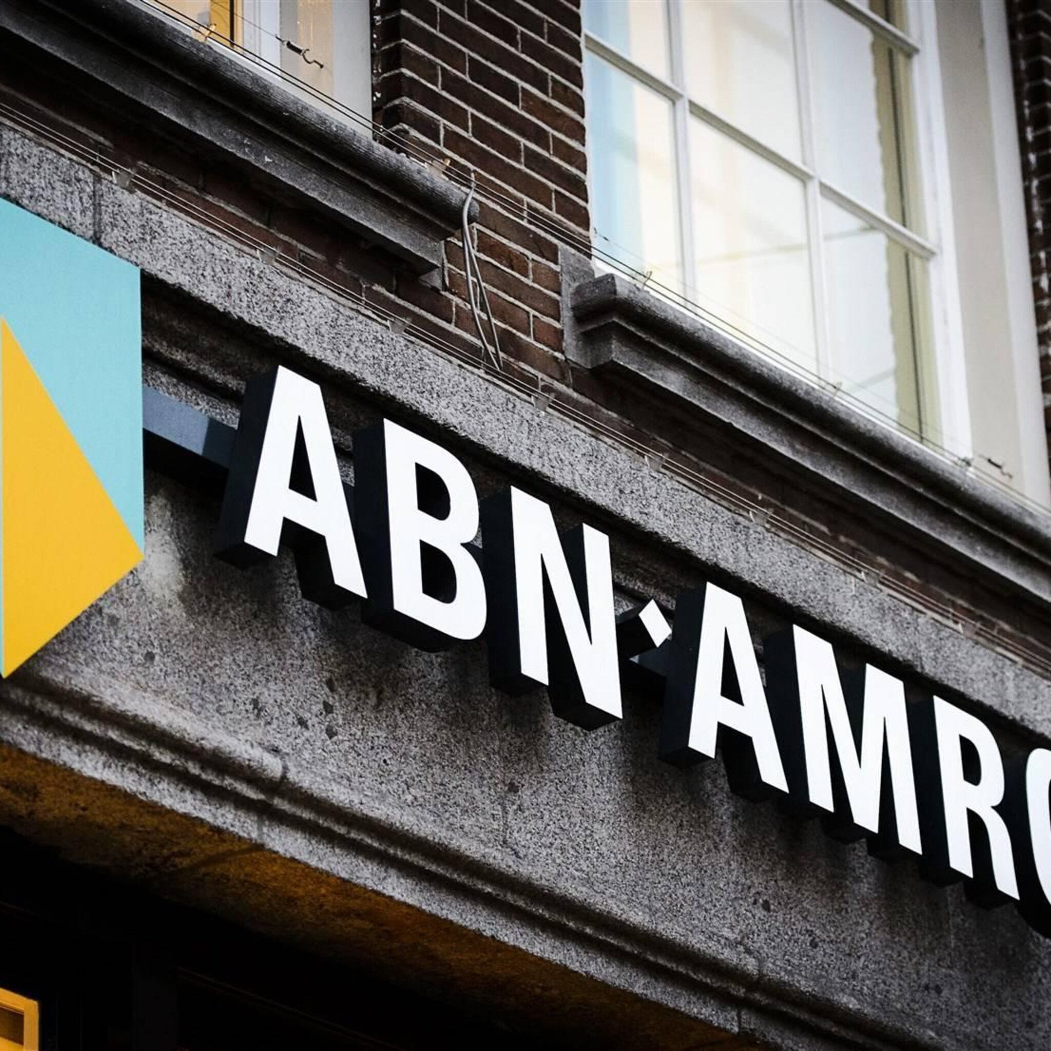 abn amro krijgt boete van 3 miljoen euro in duitsland