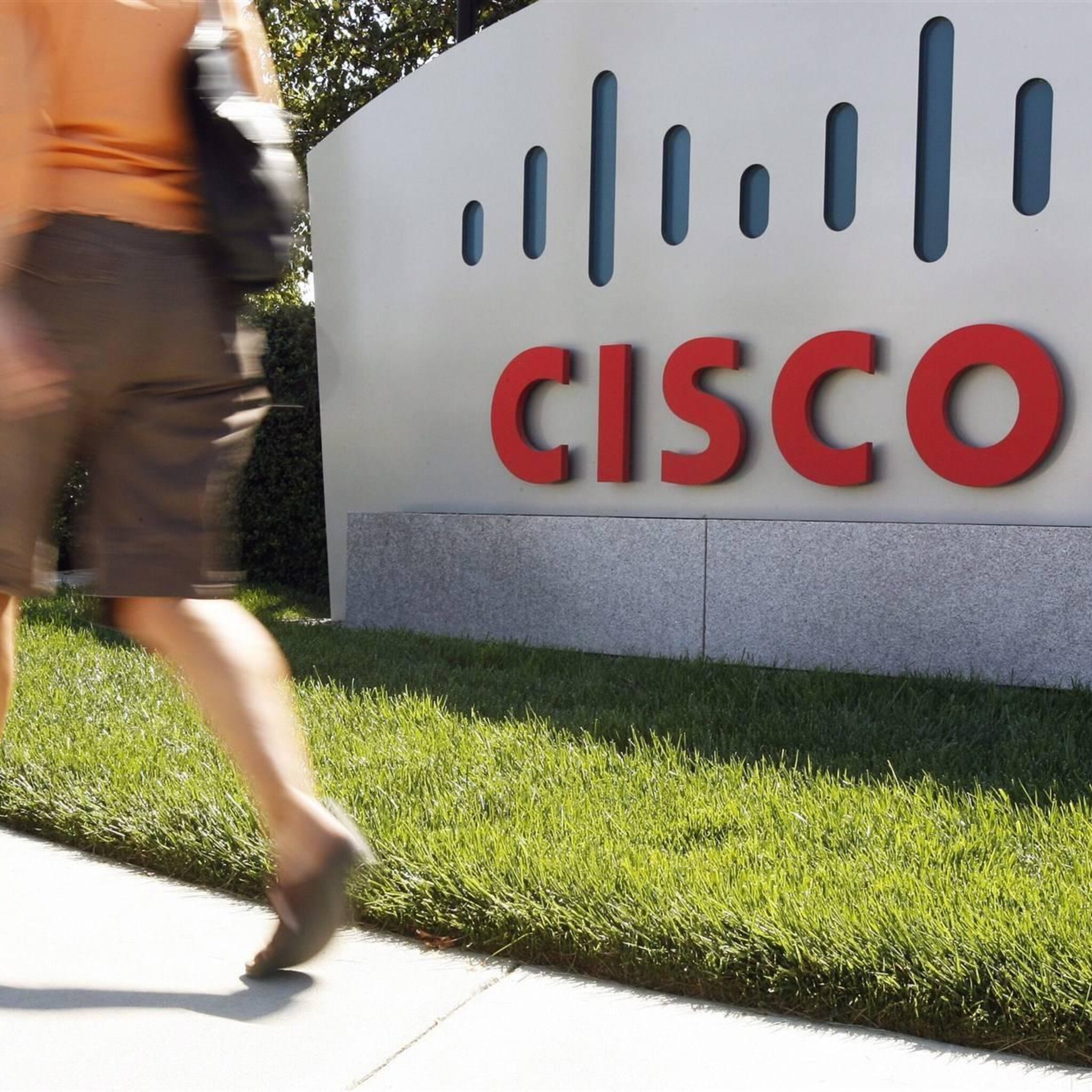 cisco systems hoogvlieger op rood wall street tesla duikt omlaag