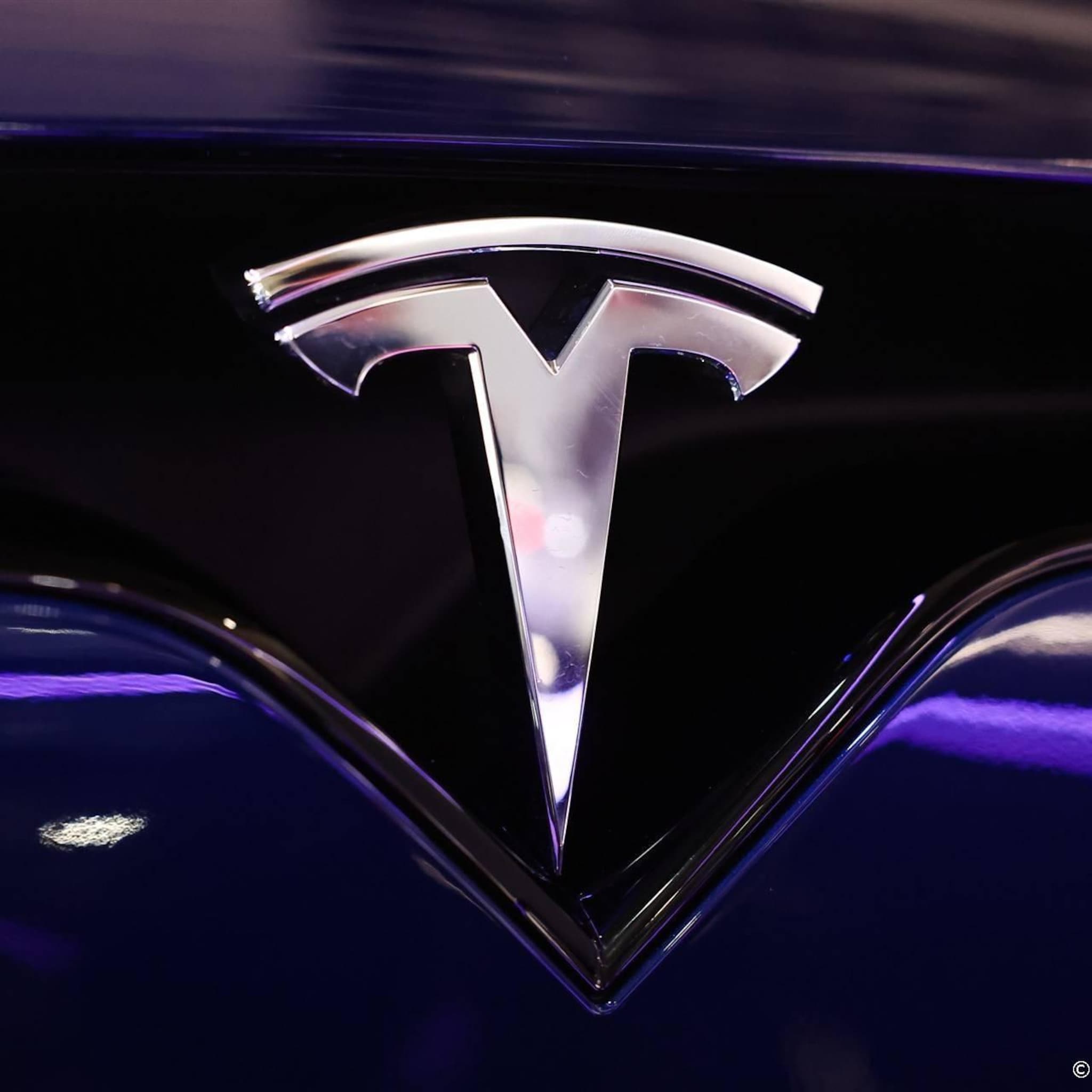tesla ontslaat tientallen werknemers die vakbond willen oprichten