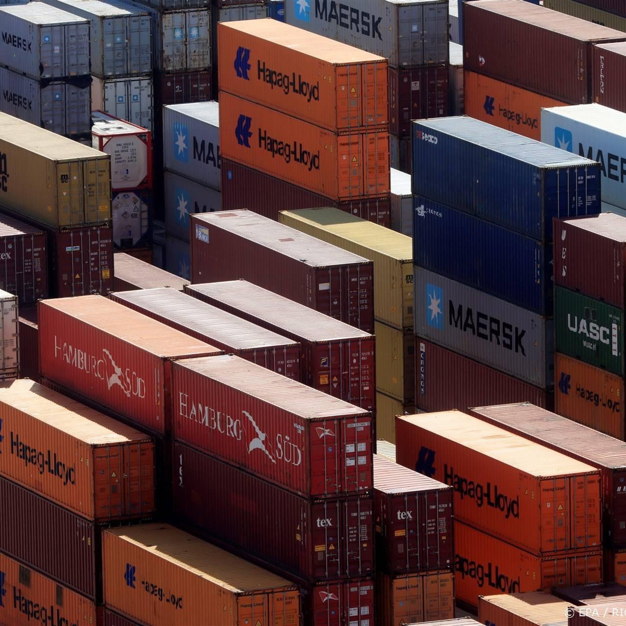 export groeide in december harder dan import