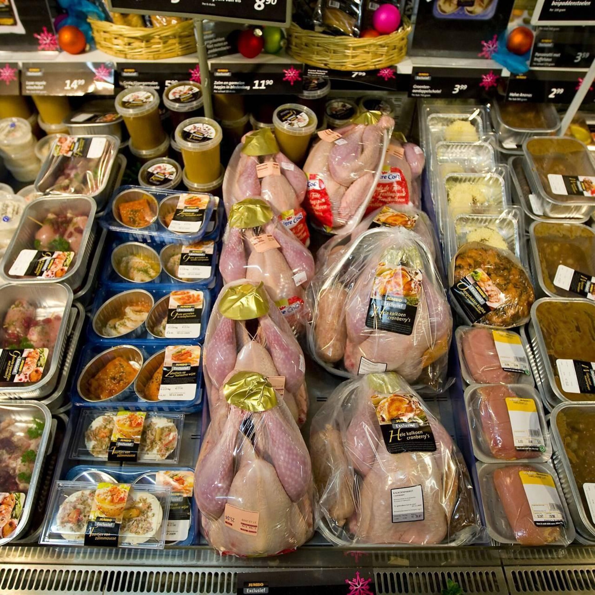 studie nederlanders geven dit jaar meer uit aan eten en drinken
