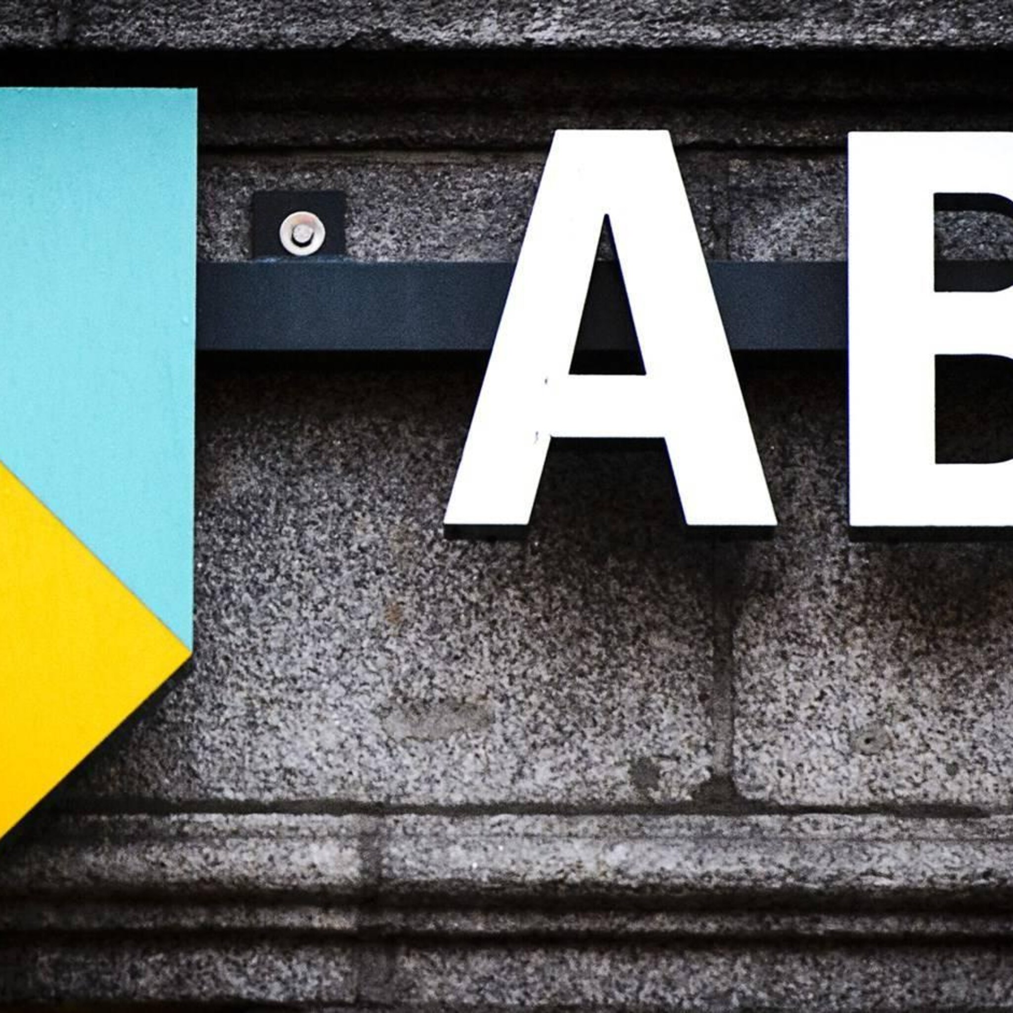abn amro blinkt uit op damrak na cijfers adyen keldert